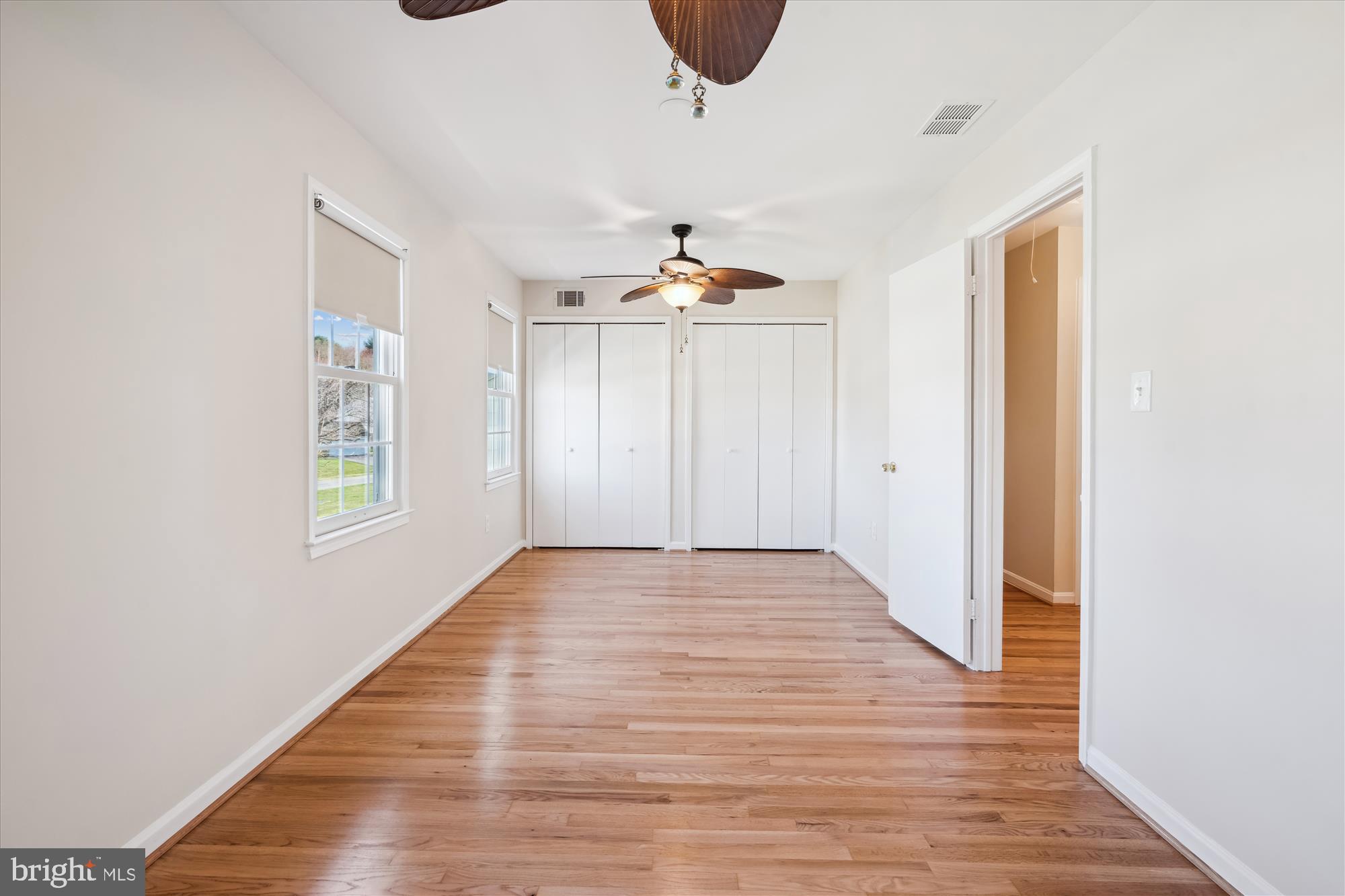 BROOKEVILLE KNOLLS - Residential