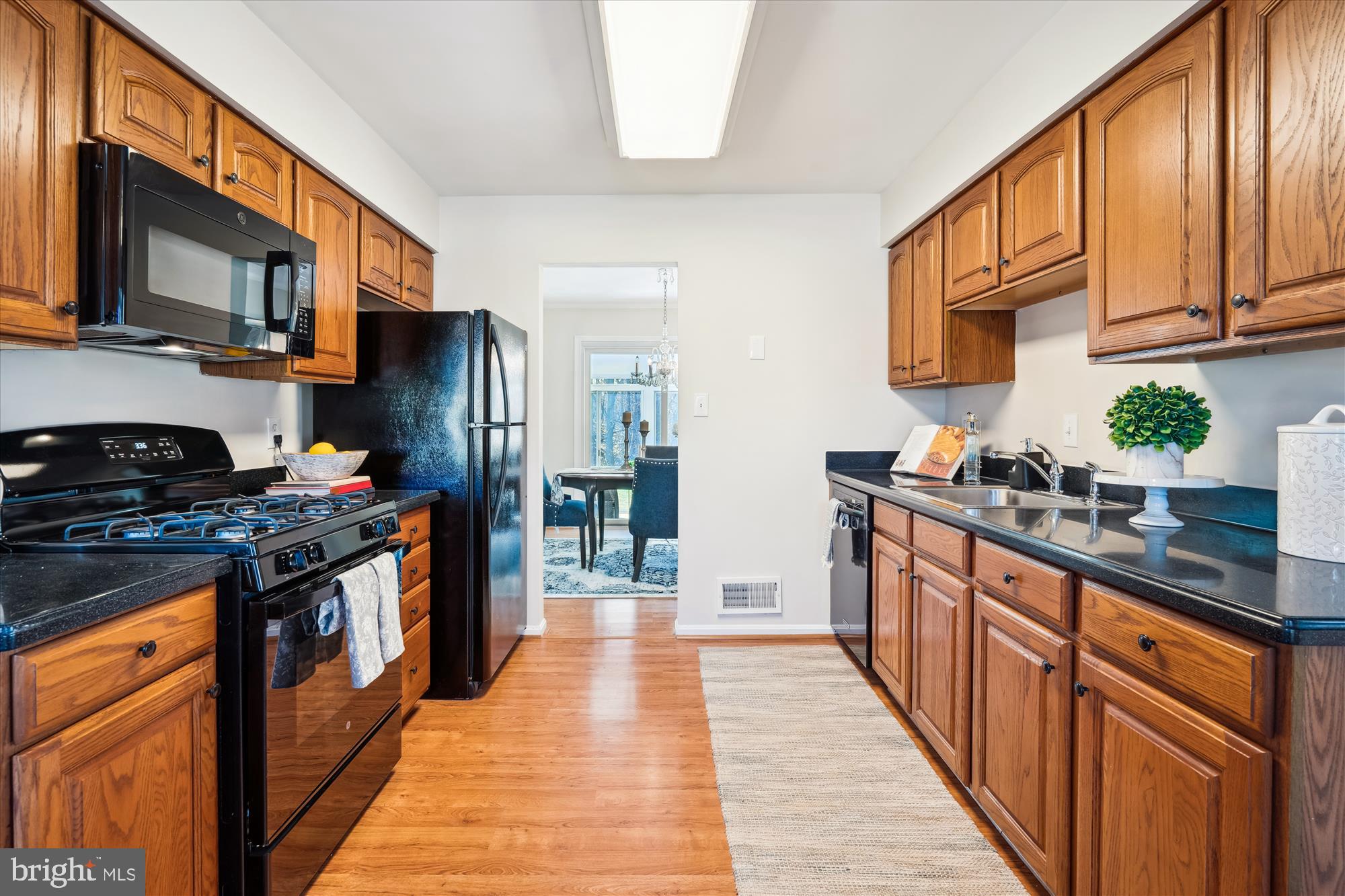 BROOKEVILLE KNOLLS - Residential