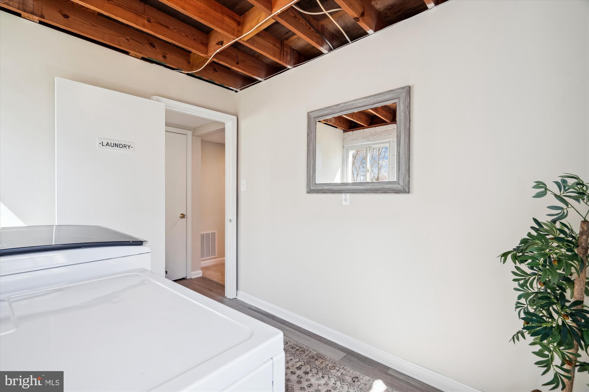 BROOKEVILLE KNOLLS - Residential