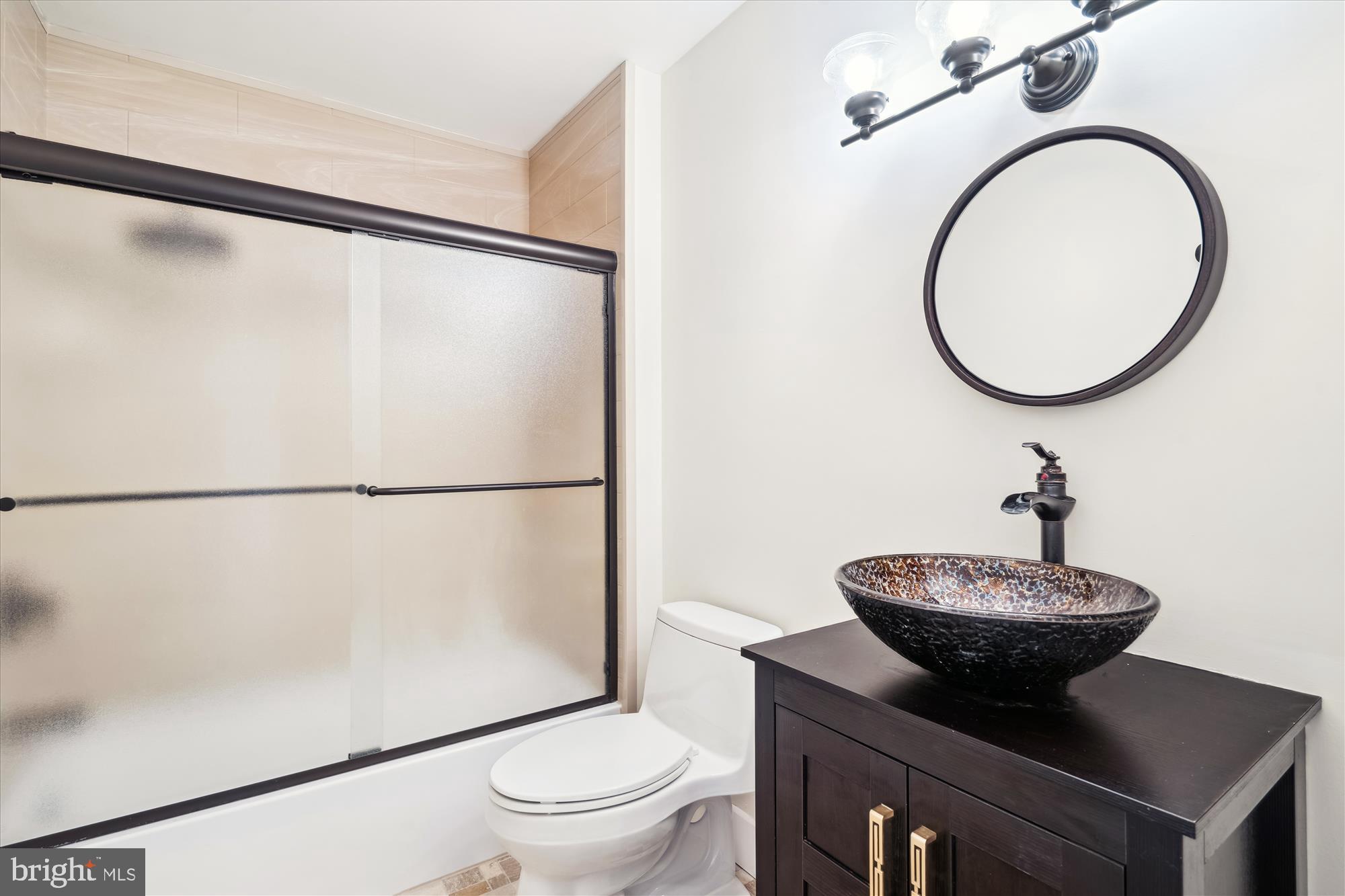 BROOKEVILLE KNOLLS - Residential