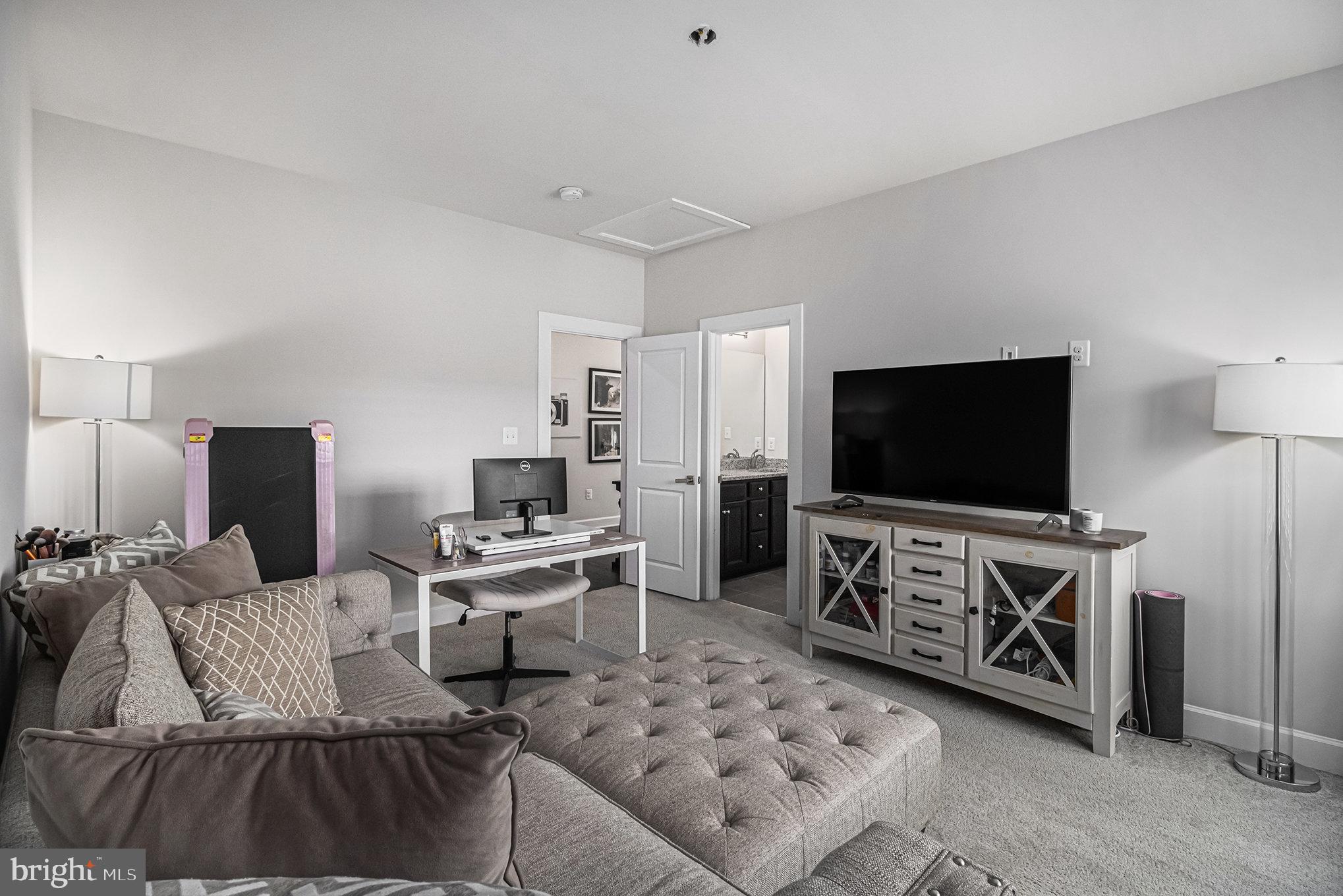 NON AVAILABLE - Residential