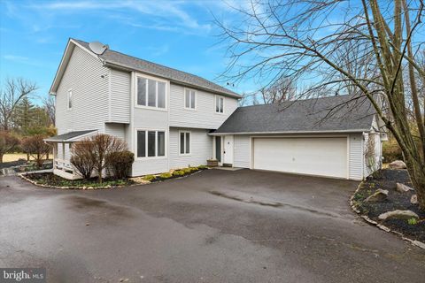 1734 HALLMAN DRIVE BLUE BELL PA 19422