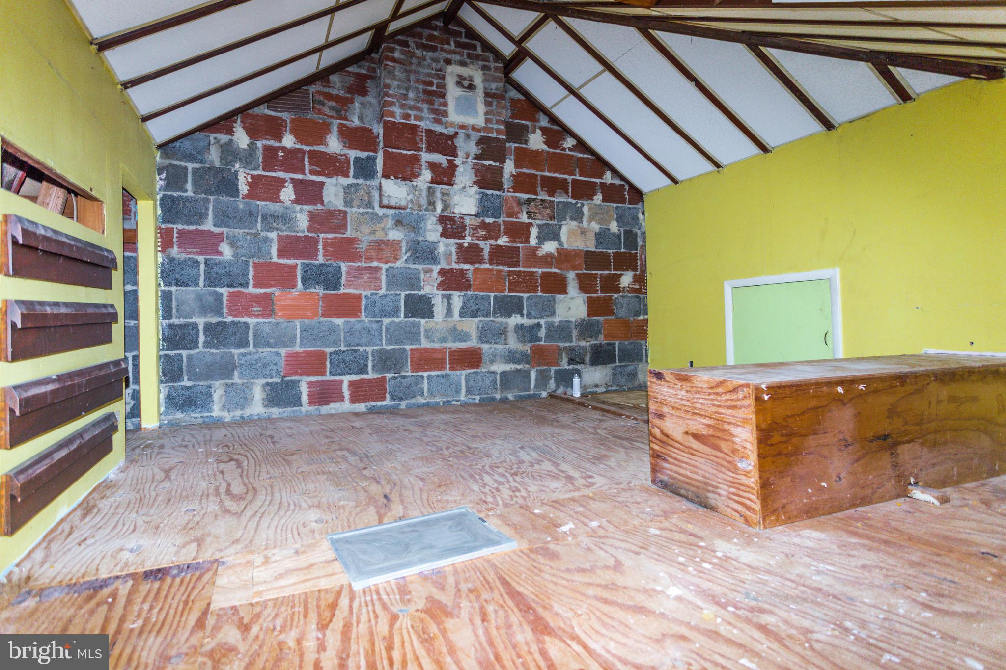 FAIRLINGTON - Residential