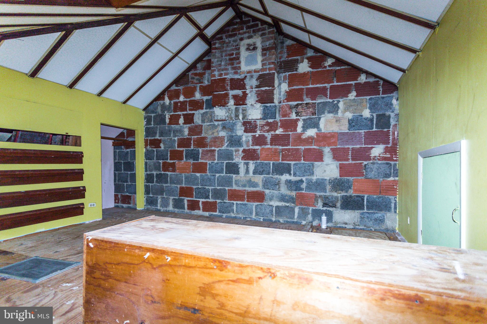 FAIRLINGTON - Residential