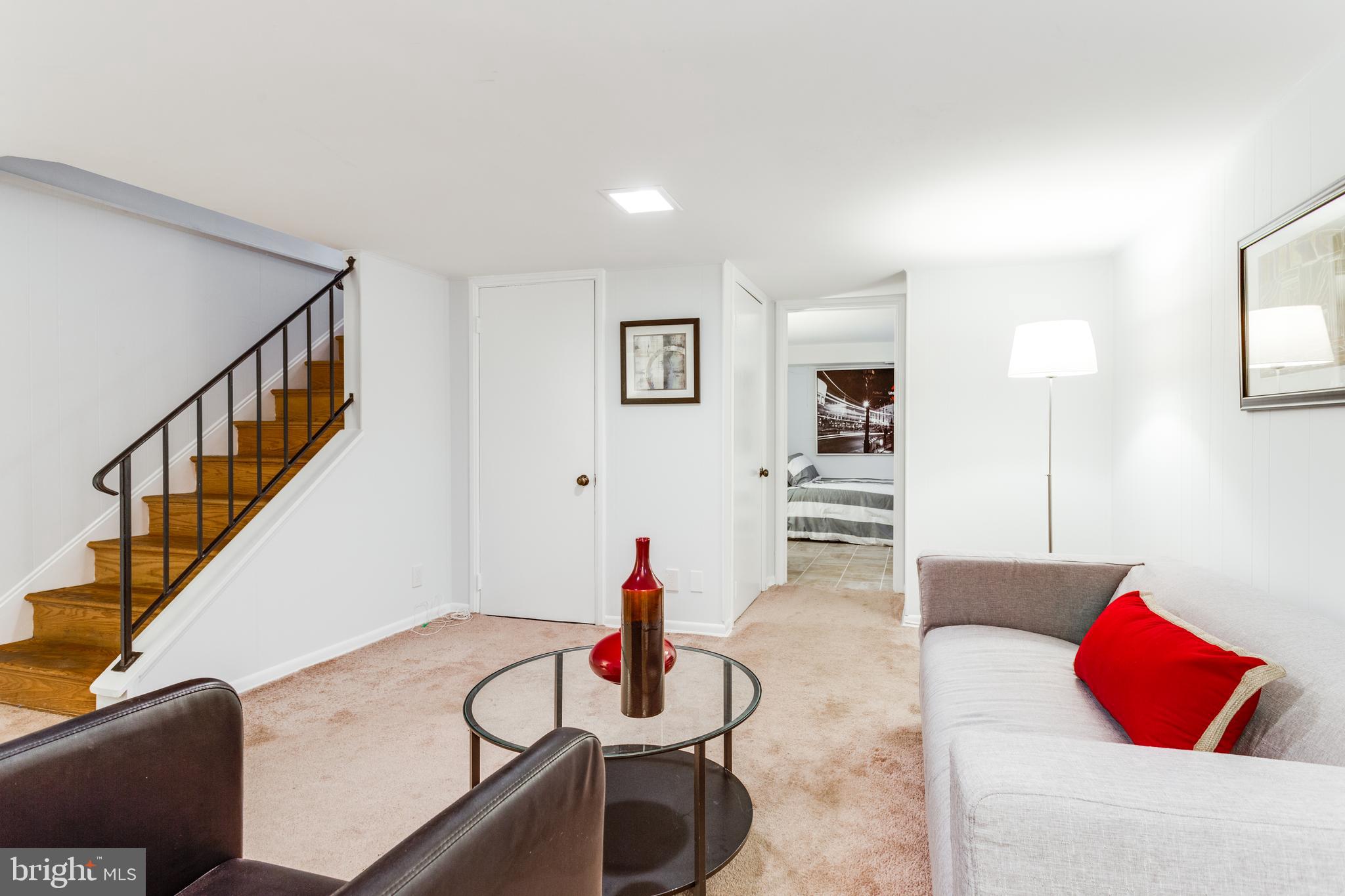 FAIRLINGTON - Residential