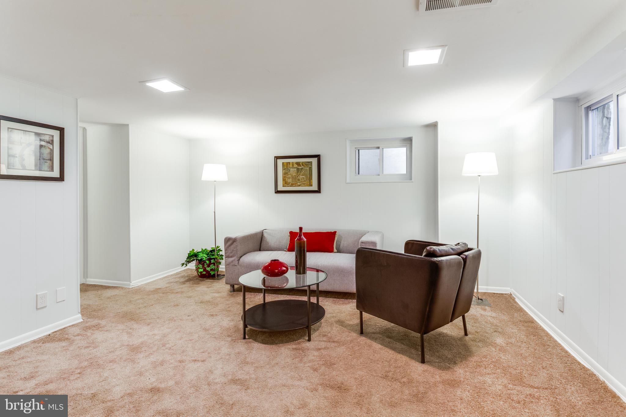 FAIRLINGTON - Residential