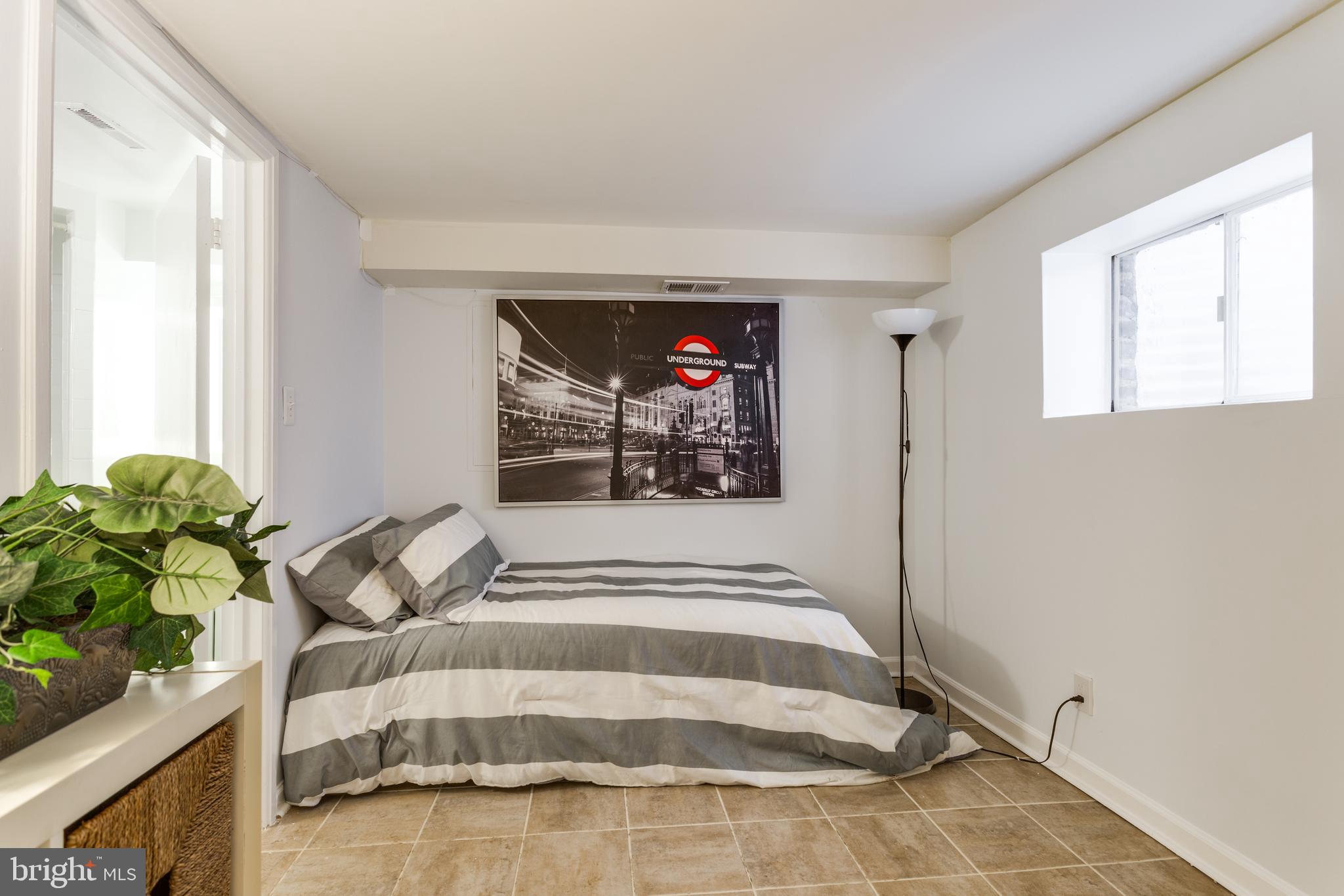 FAIRLINGTON - Residential