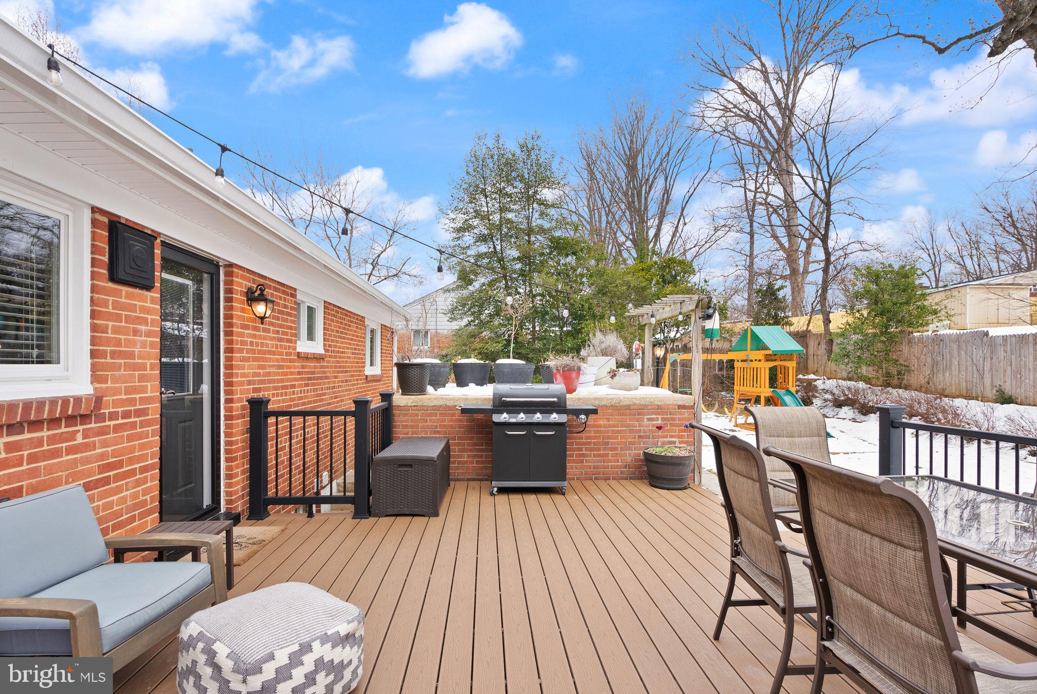 BROYHILL CREST - Residential