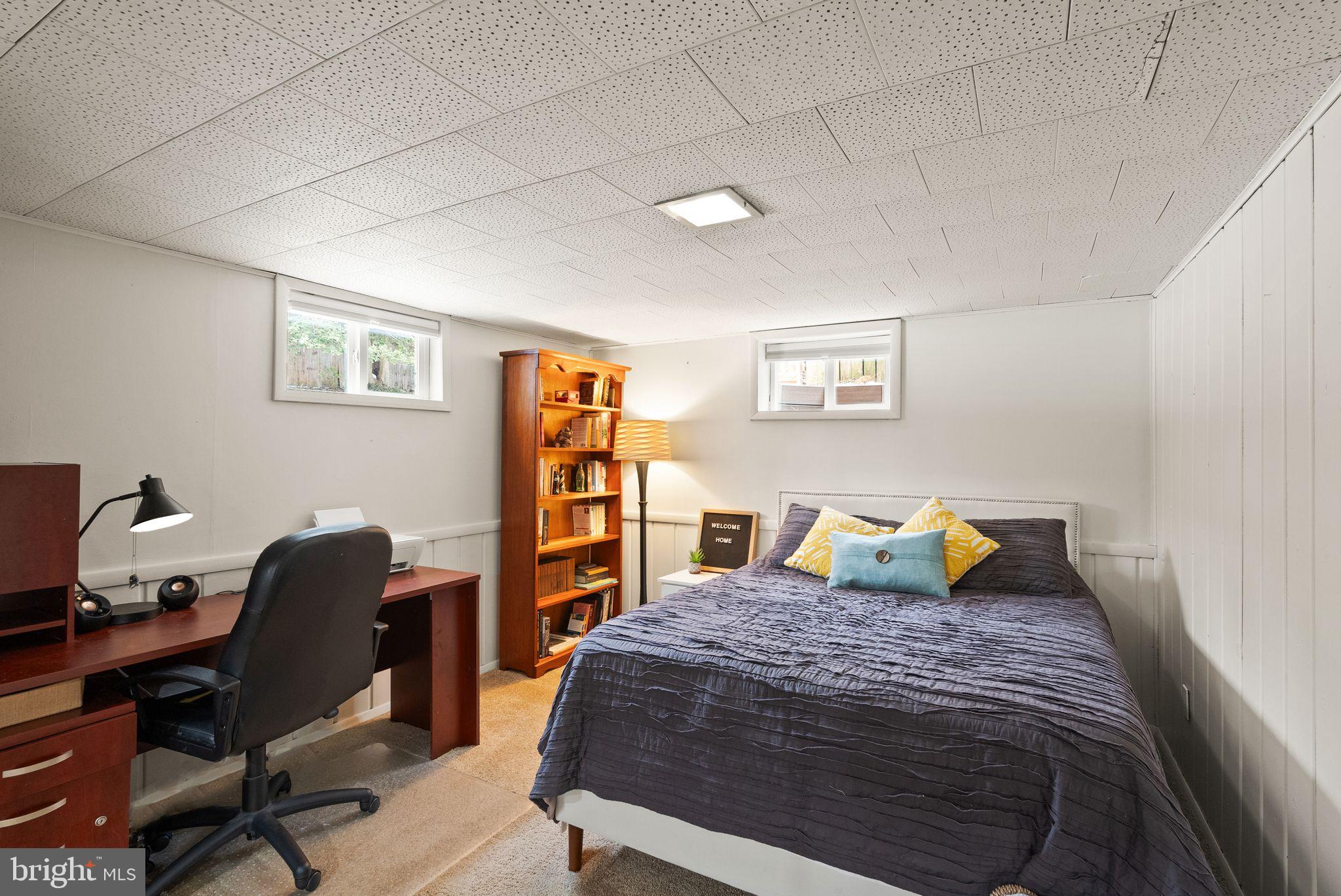 BROYHILL CREST - Residential