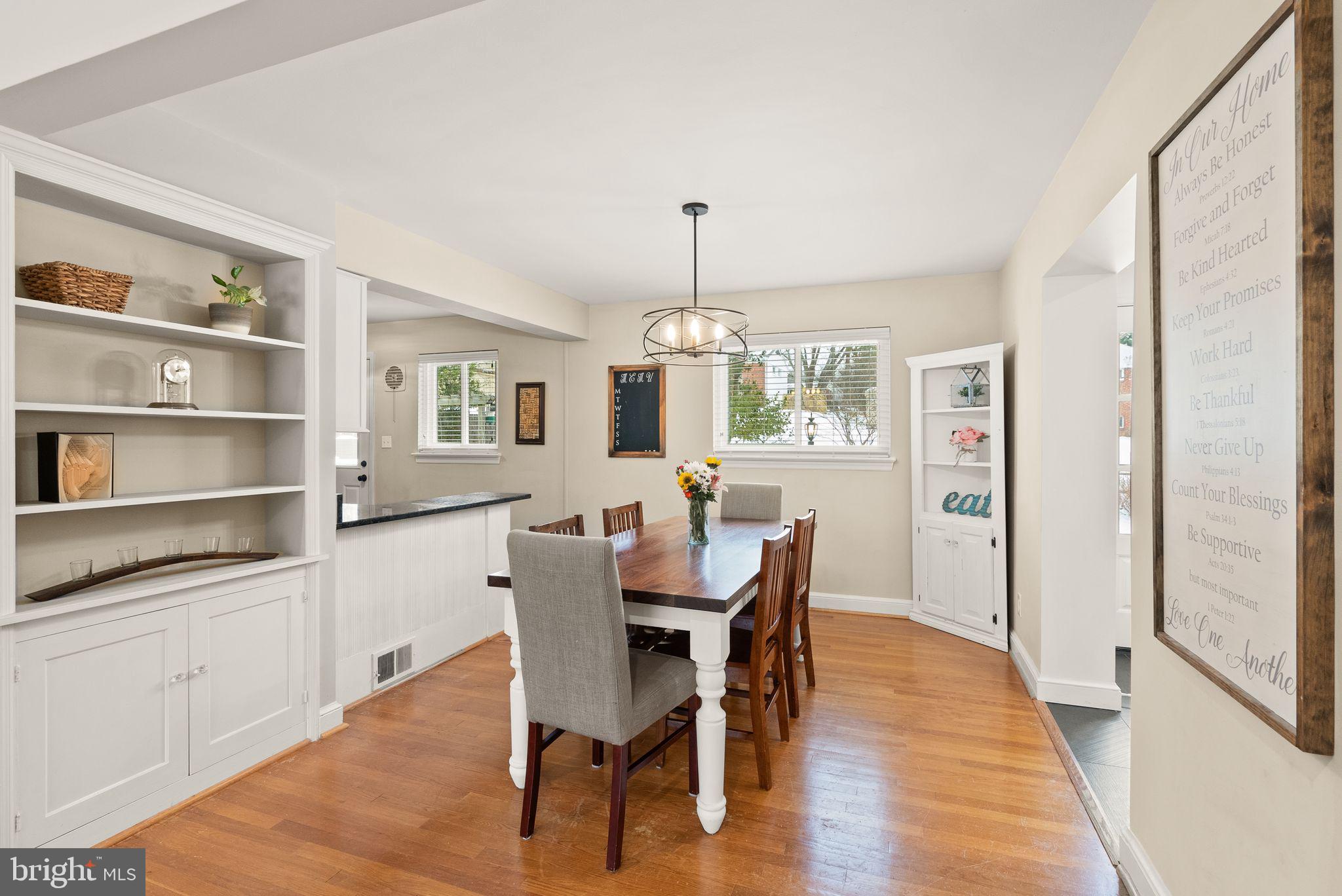 BROYHILL CREST - Residential