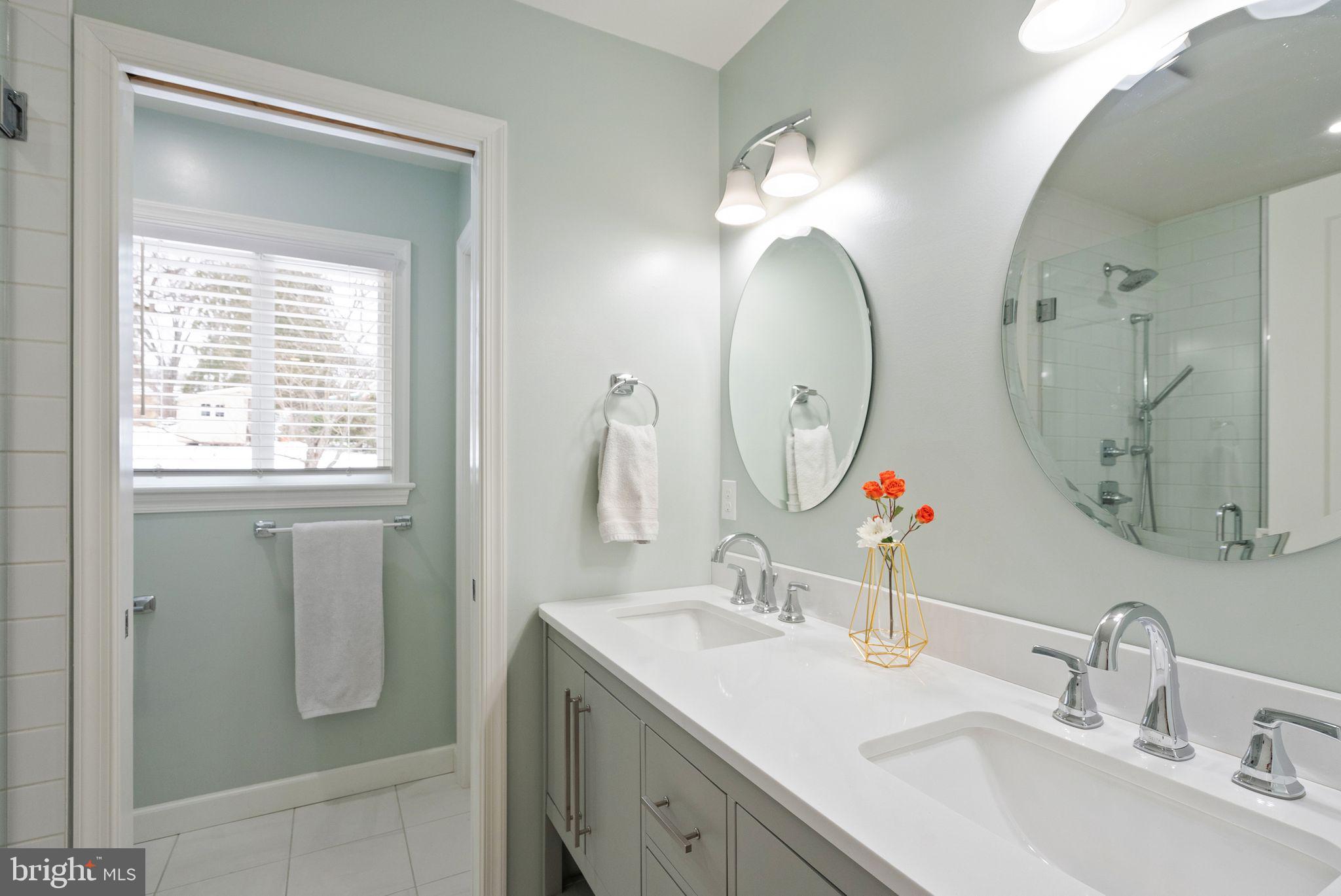 BROYHILL CREST - Residential