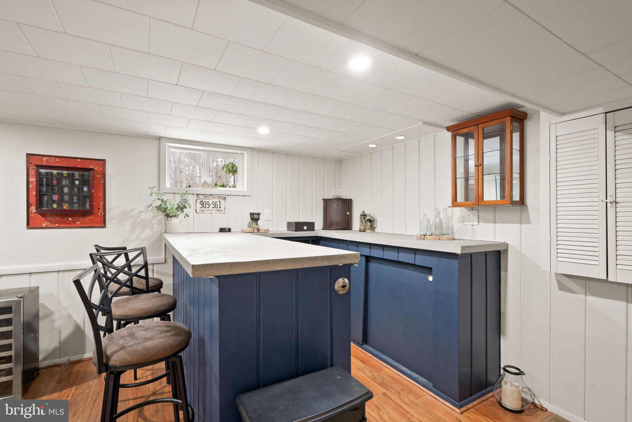 BROYHILL CREST - Residential