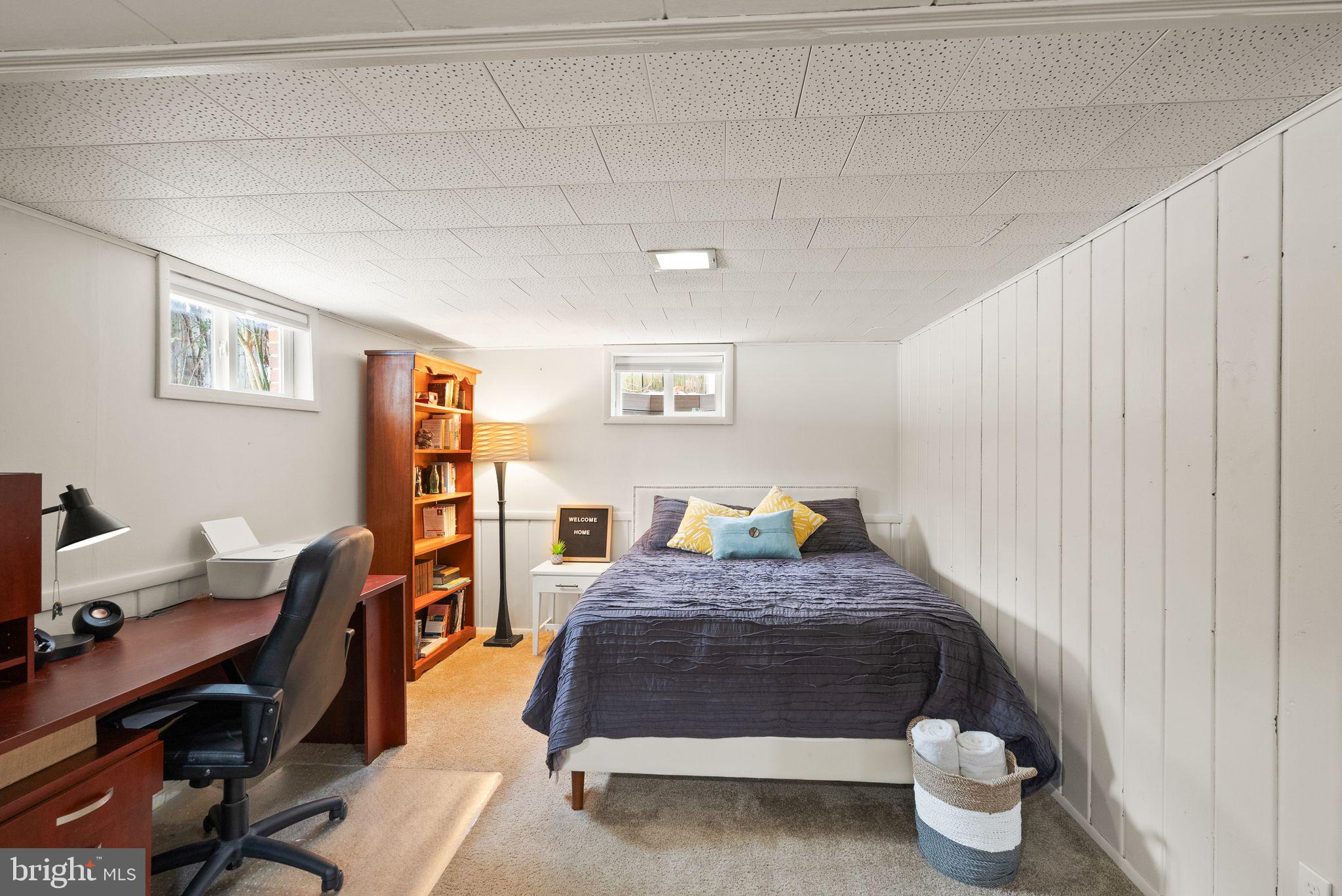 BROYHILL CREST - Residential