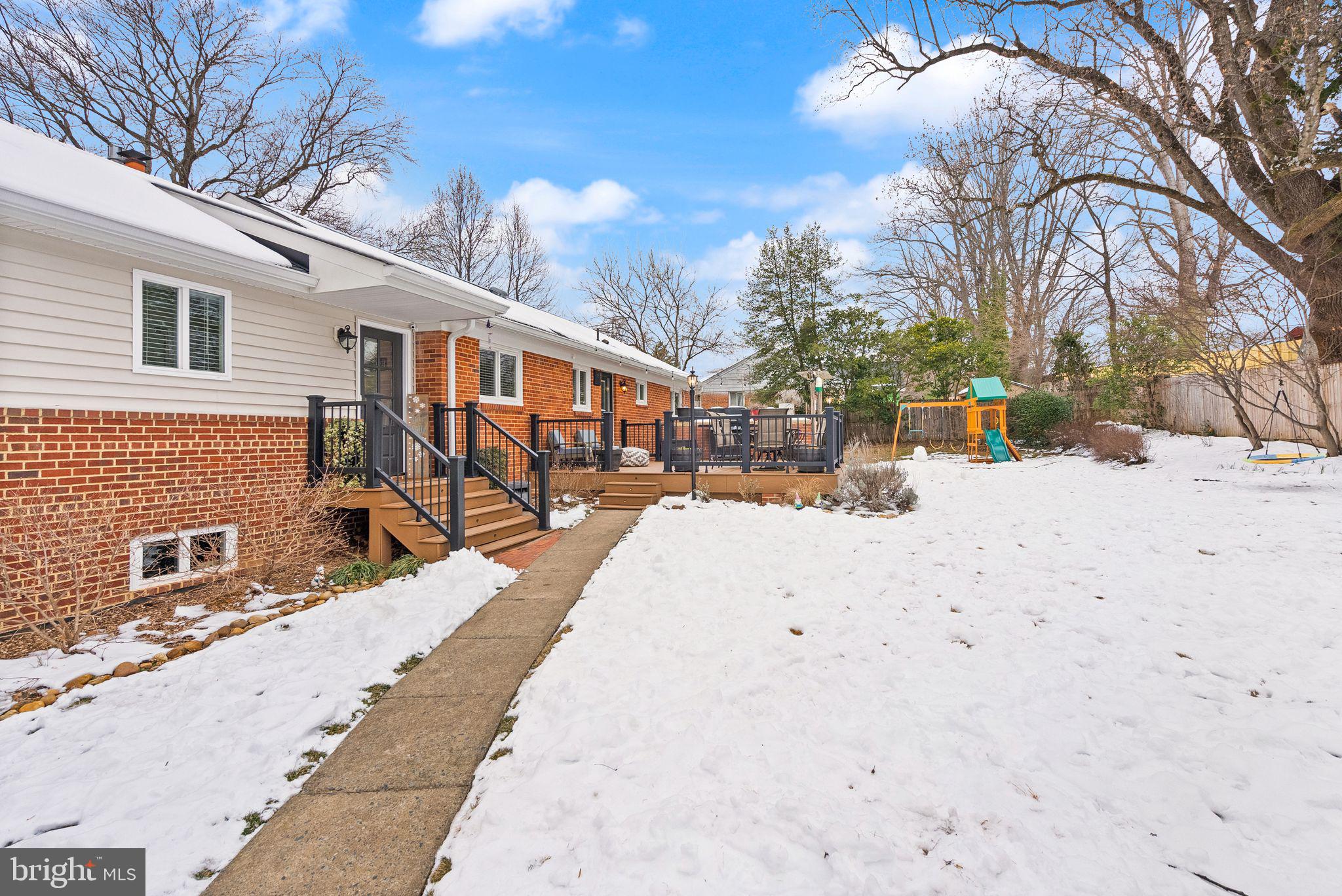 BROYHILL CREST - Residential