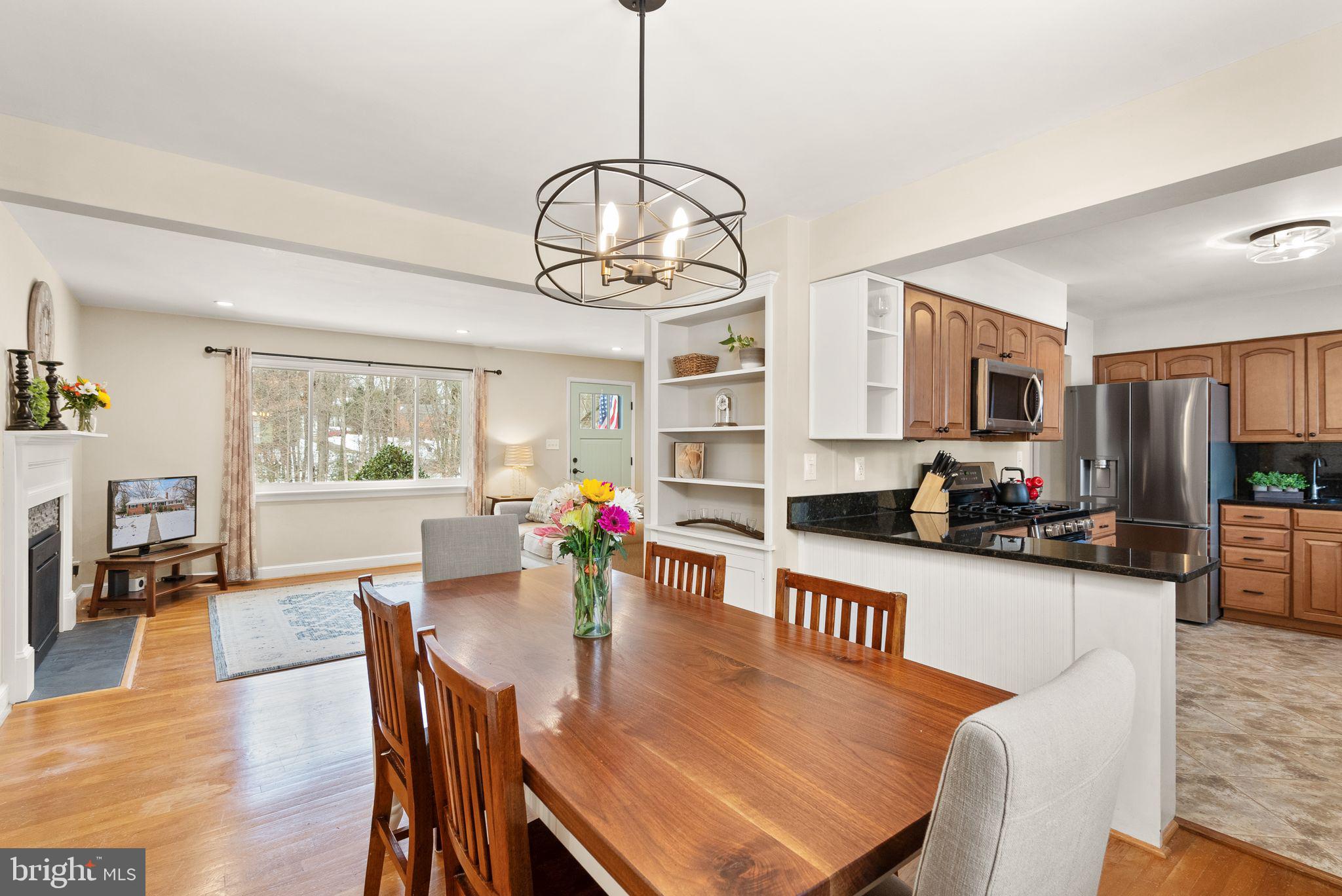 BROYHILL CREST - Residential