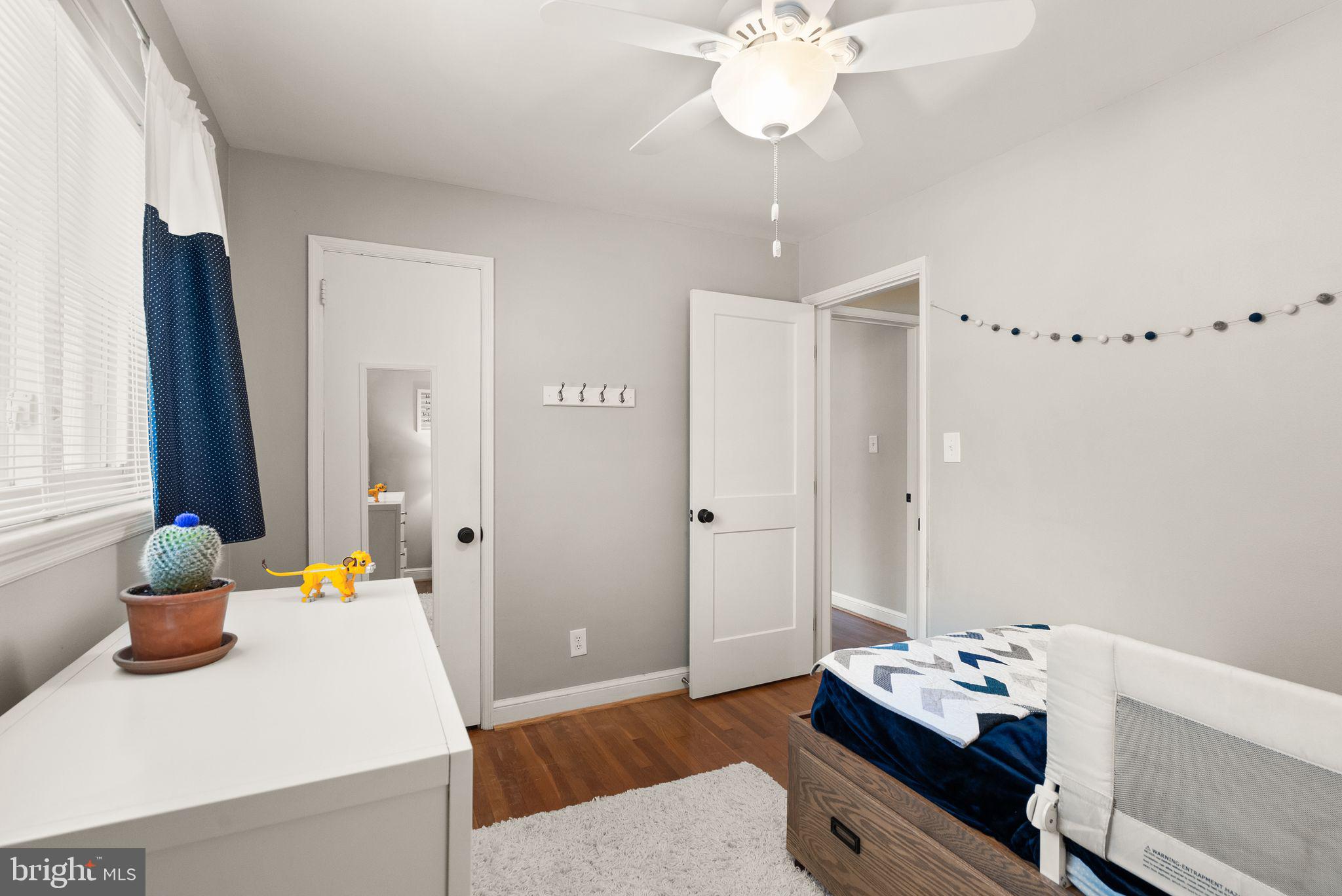 BROYHILL CREST - Residential