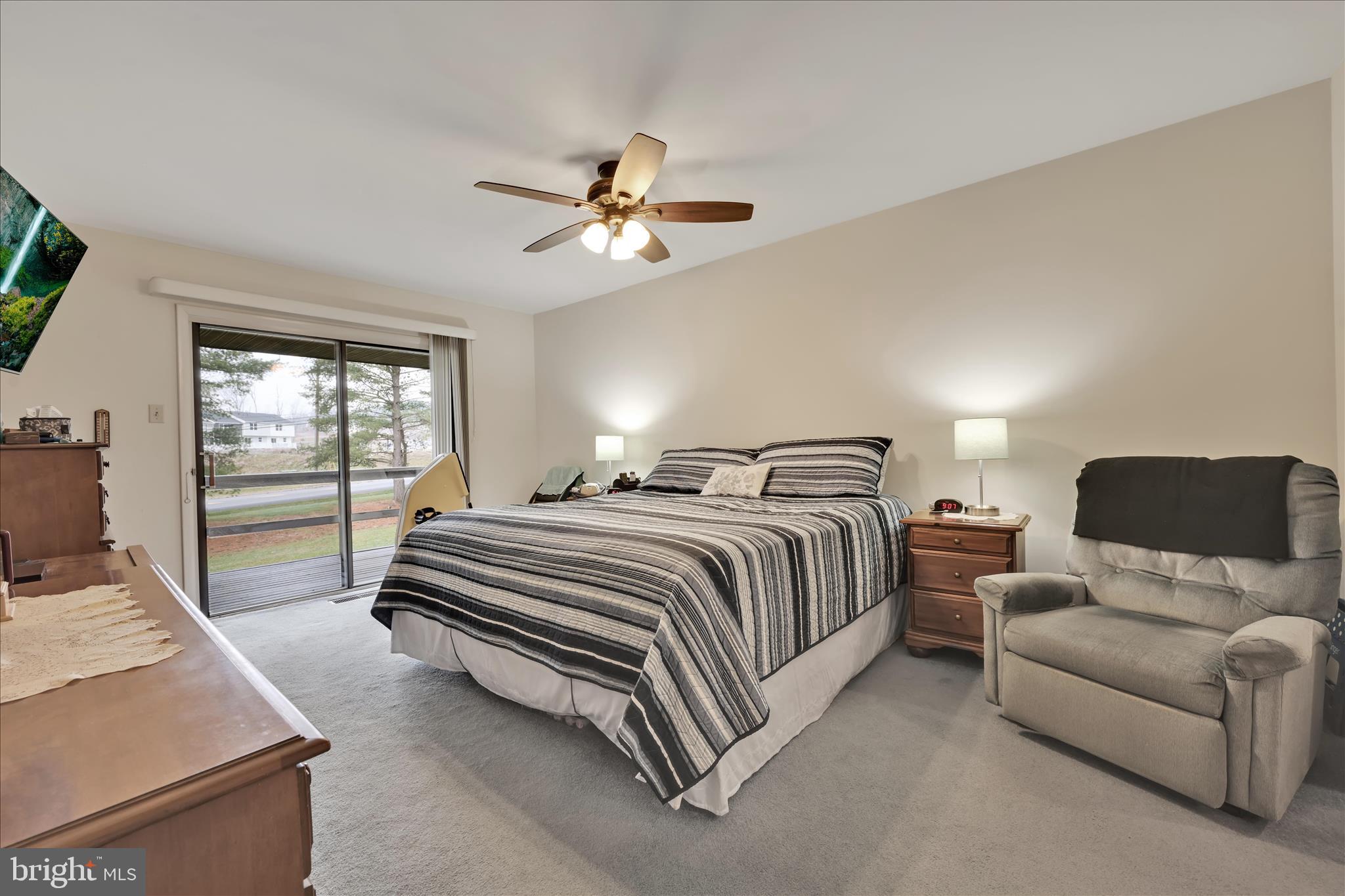 PINEBROOK - Residential