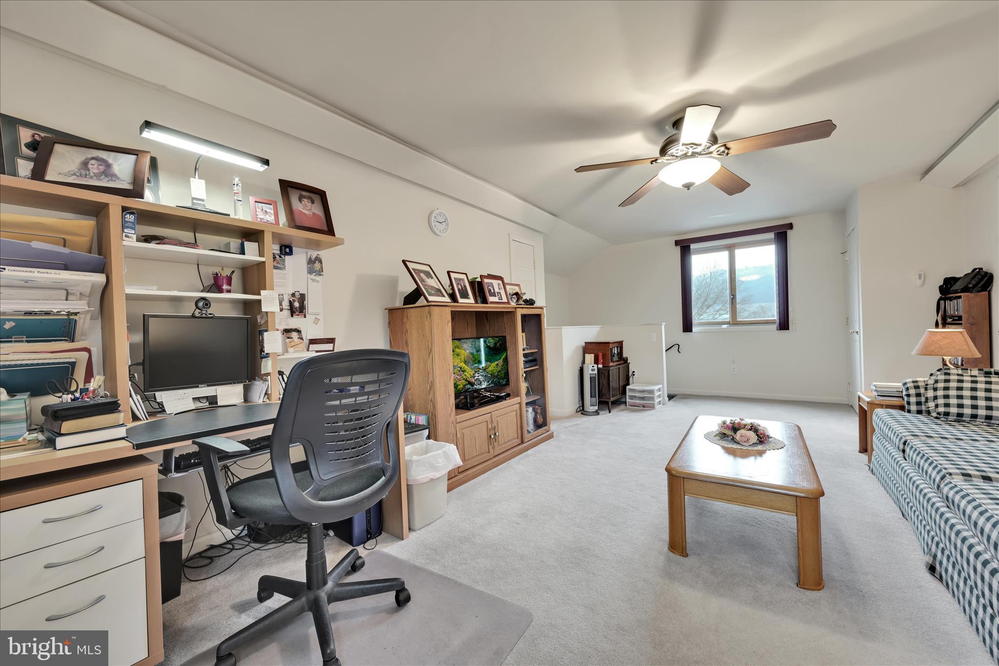 PINEBROOK - Residential