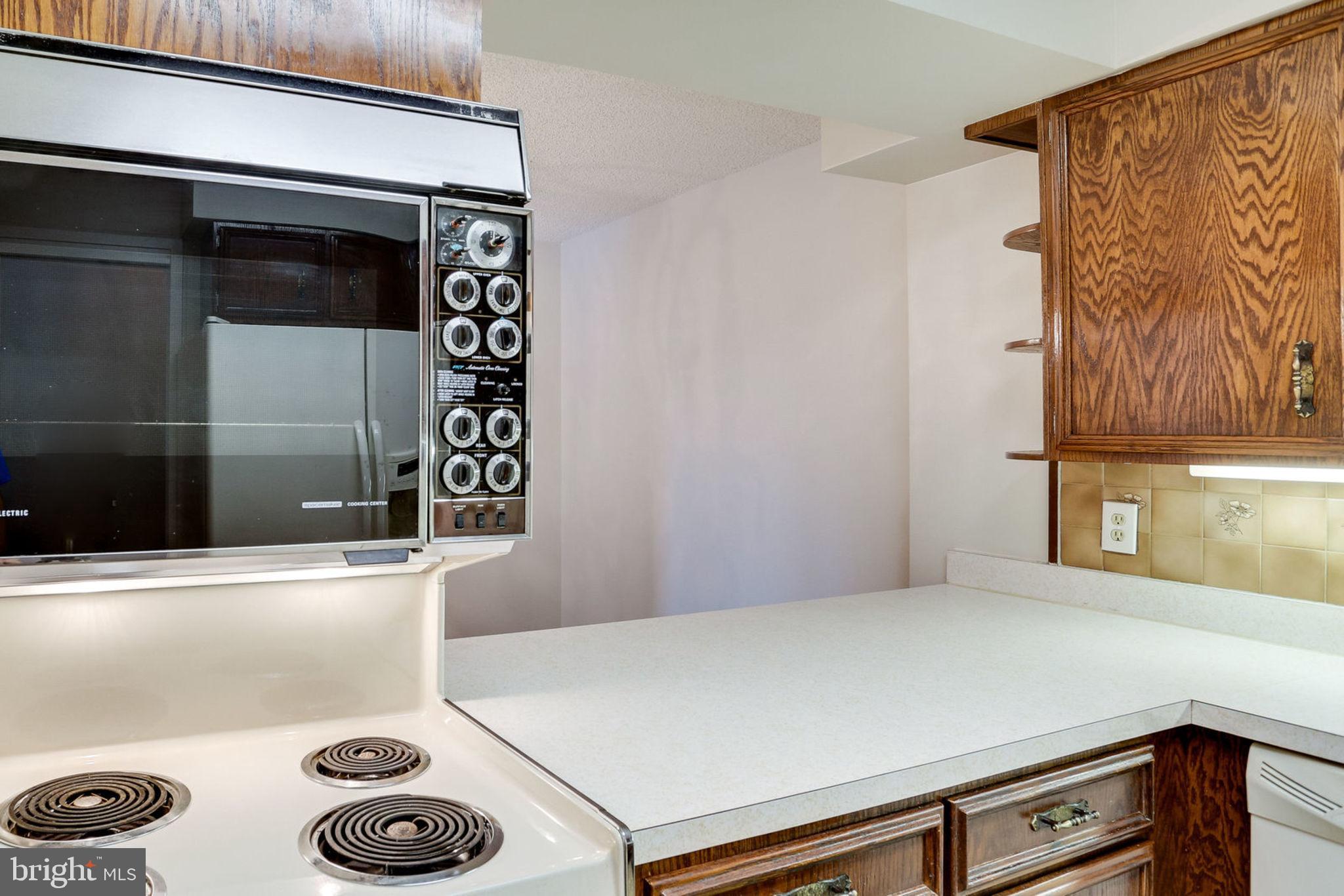 VIRGINIA SQUARE - Residential