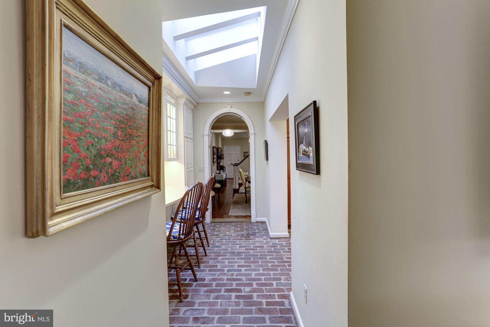 OLD TOWN ALEXANDRIA - Residential