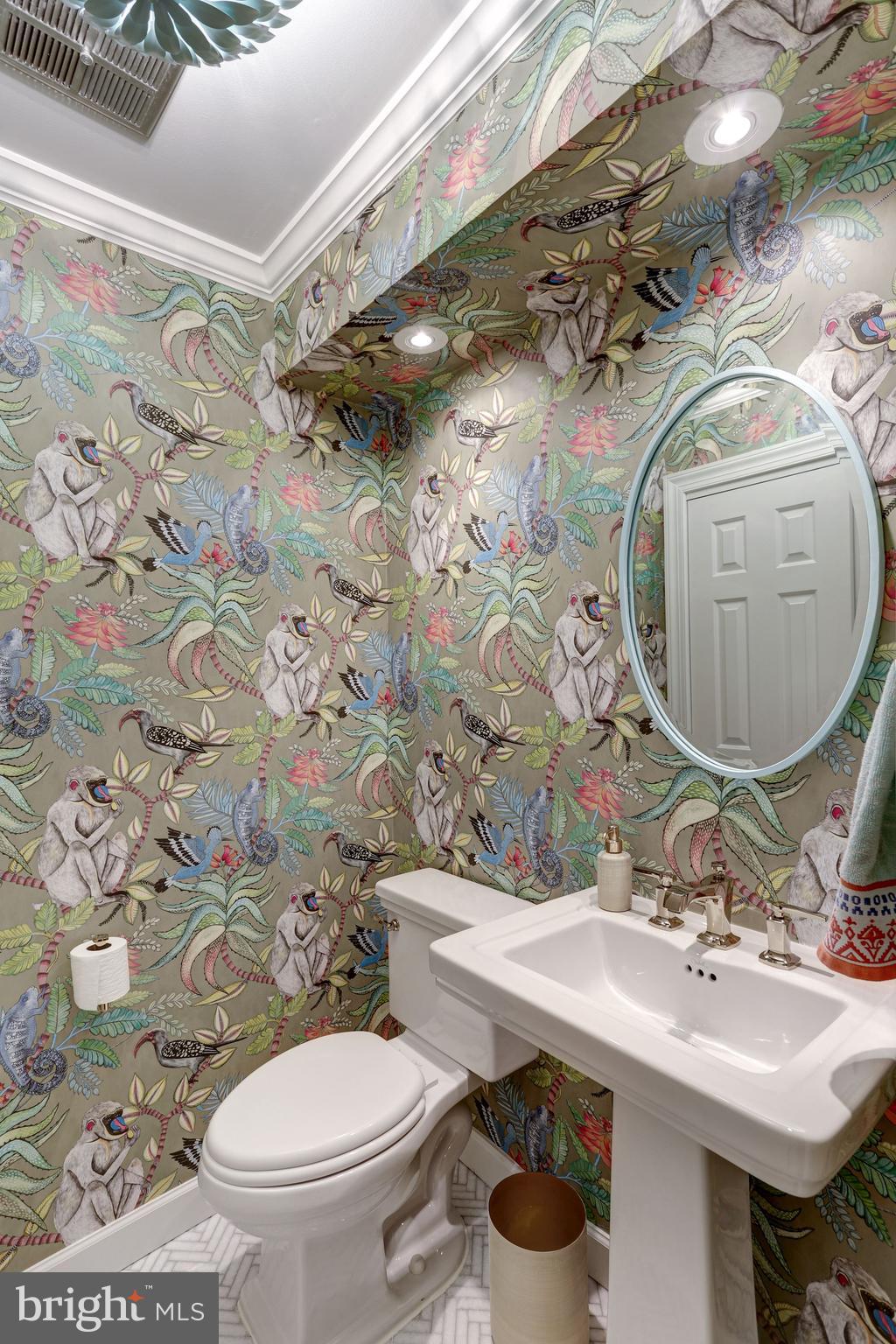 OLD TOWN ALEXANDRIA - Residential