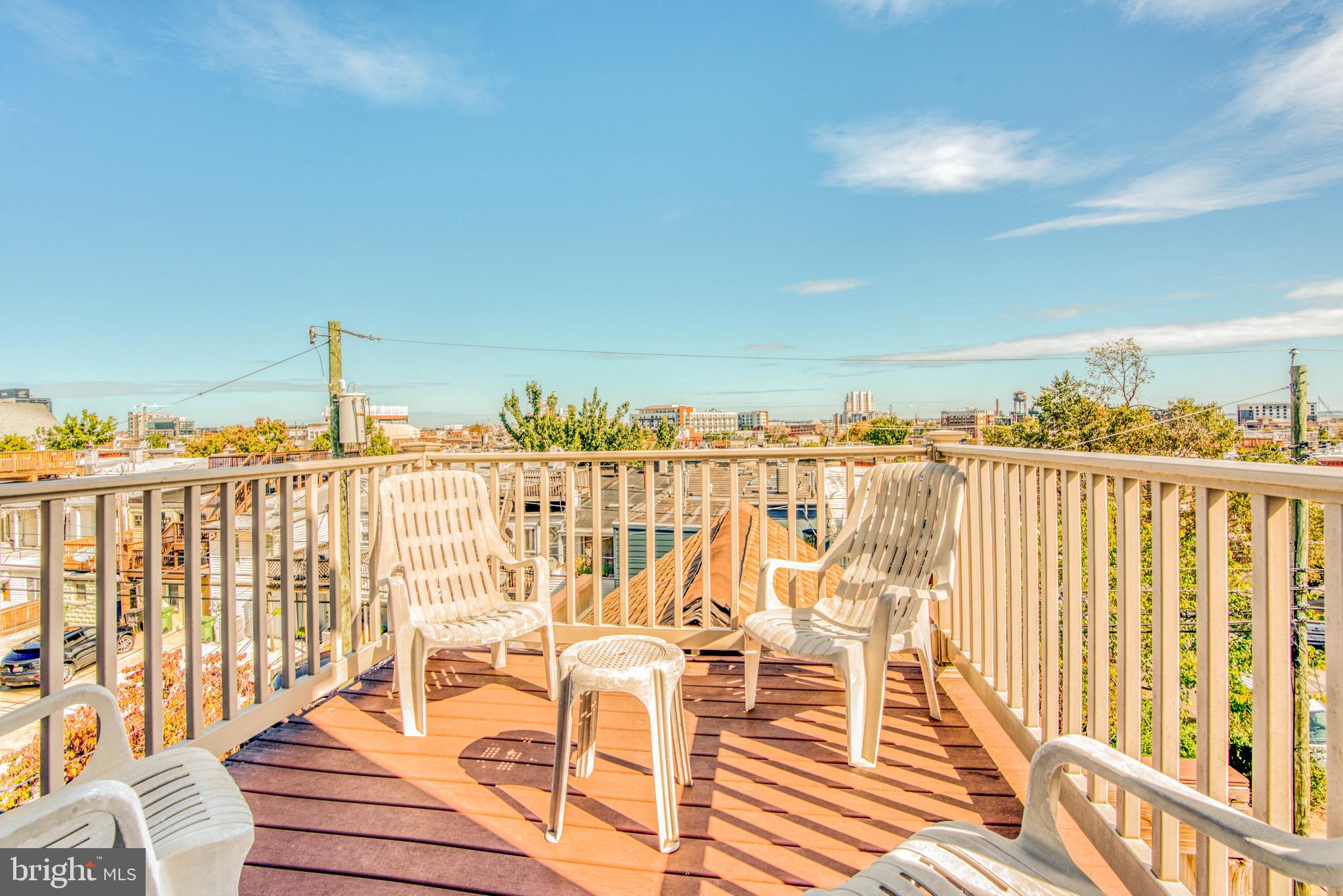 RIVERSIDE - Residential Lease