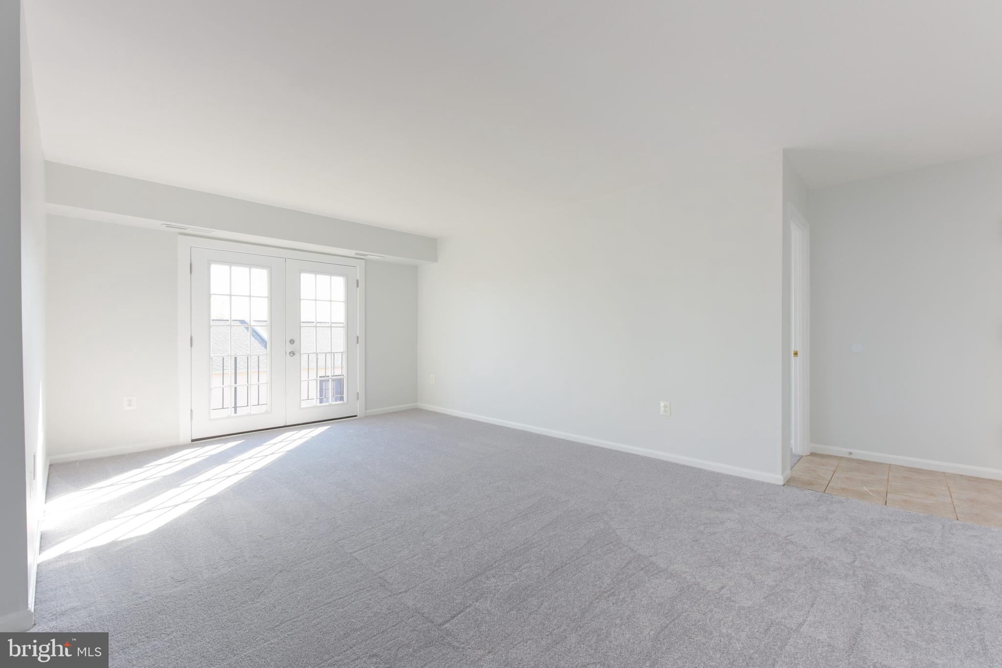 MAYFLOWER SQUARE - Residential Lease