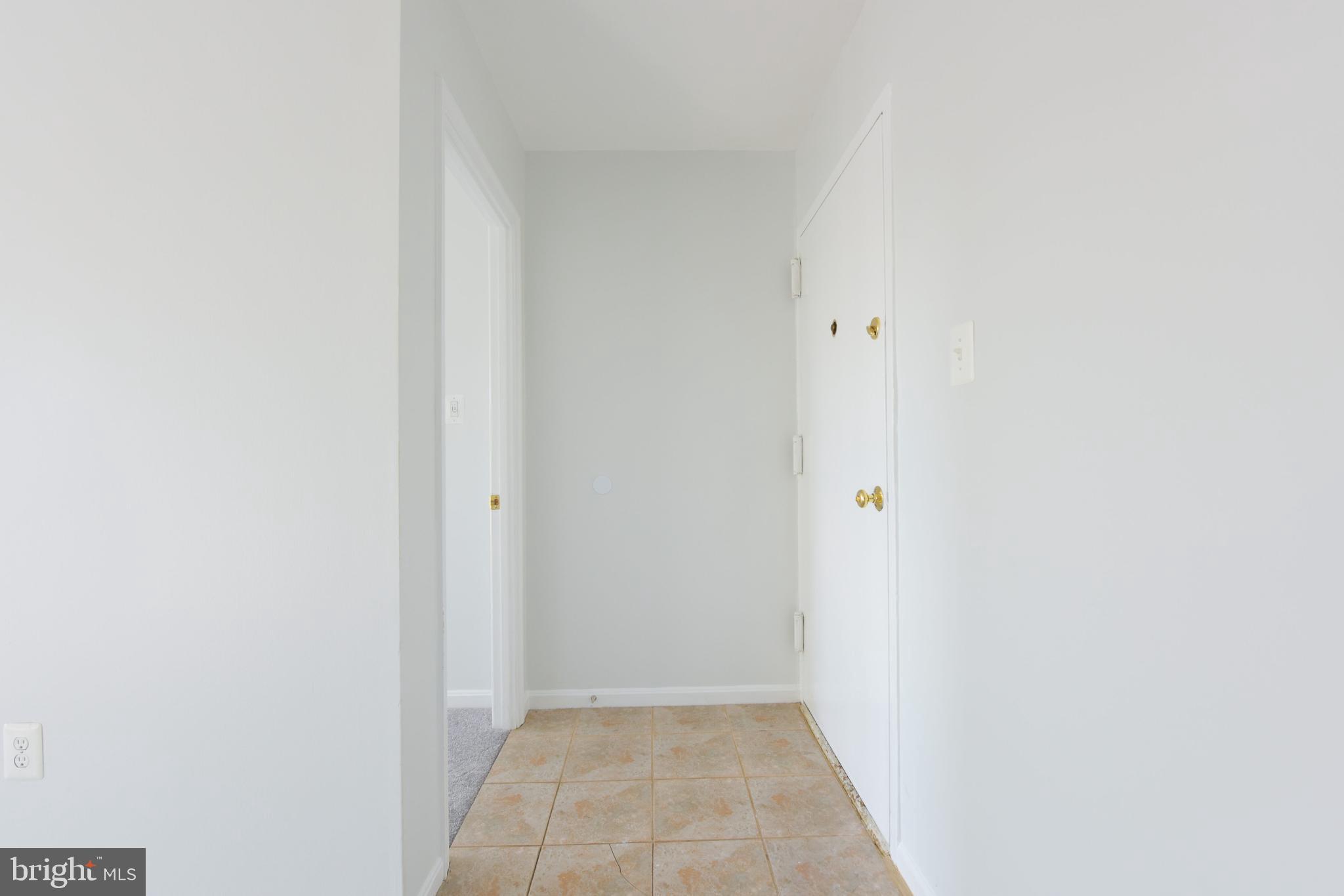 MAYFLOWER SQUARE - Residential Lease