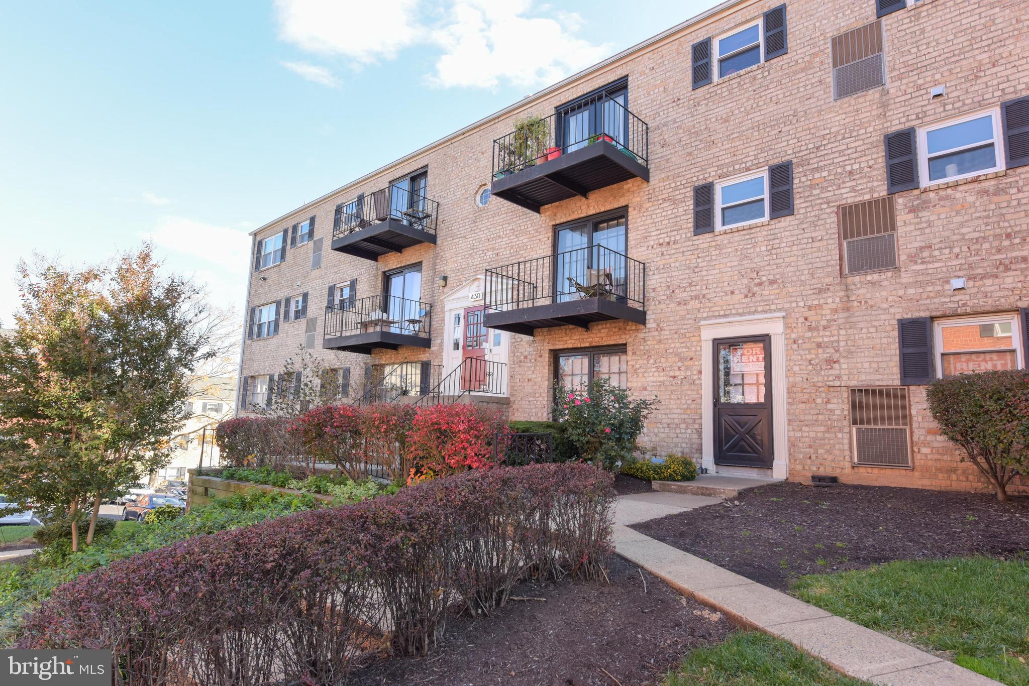 MAYFLOWER SQUARE - Residential Lease