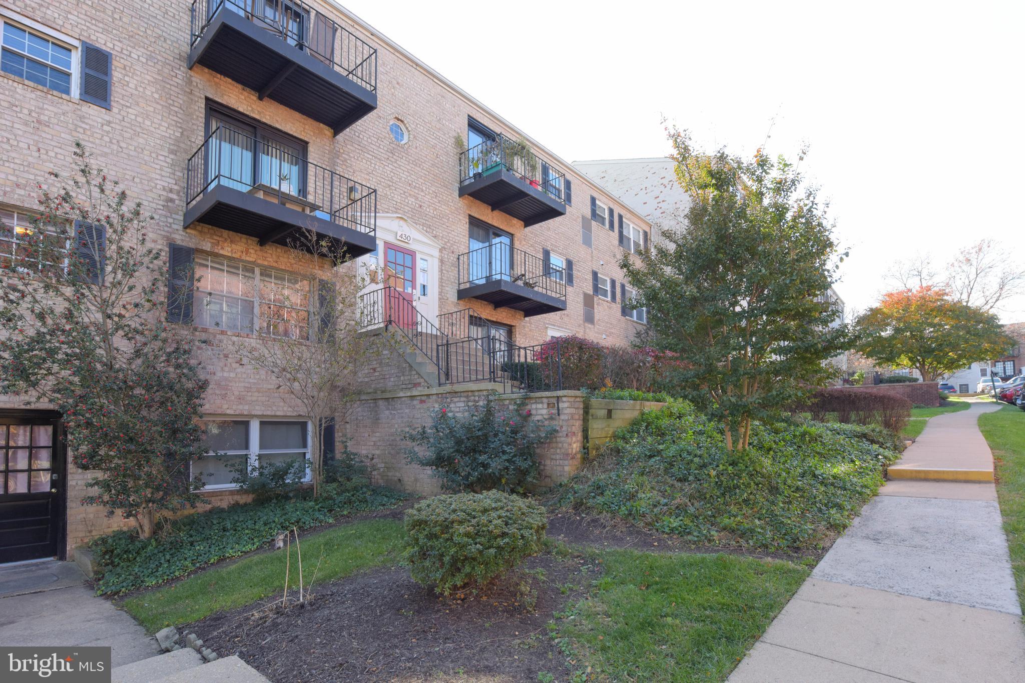 MAYFLOWER SQUARE - Residential Lease