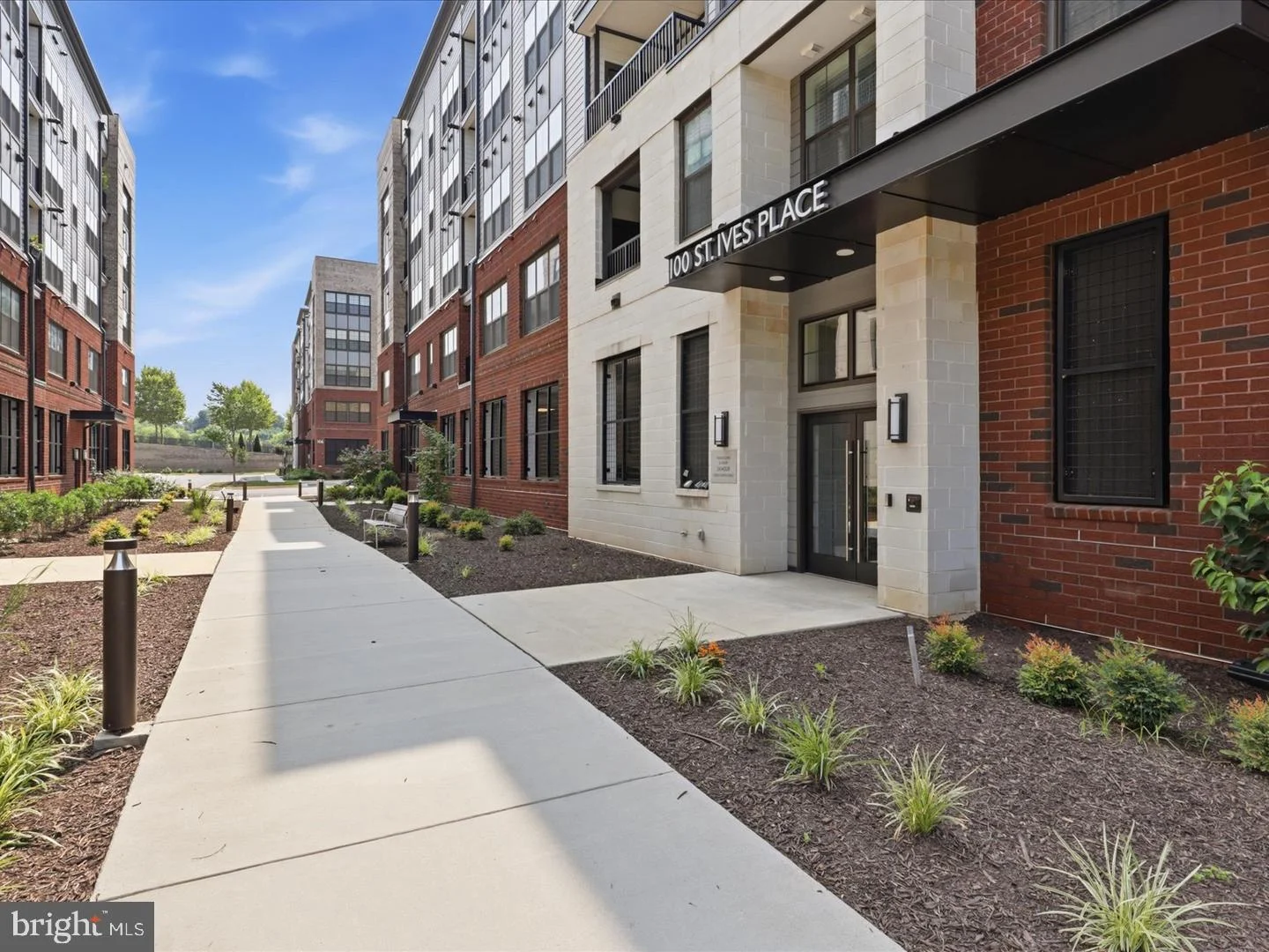 100 Saint Ives Place Unit 403, Oxon Hill, MD, 20745