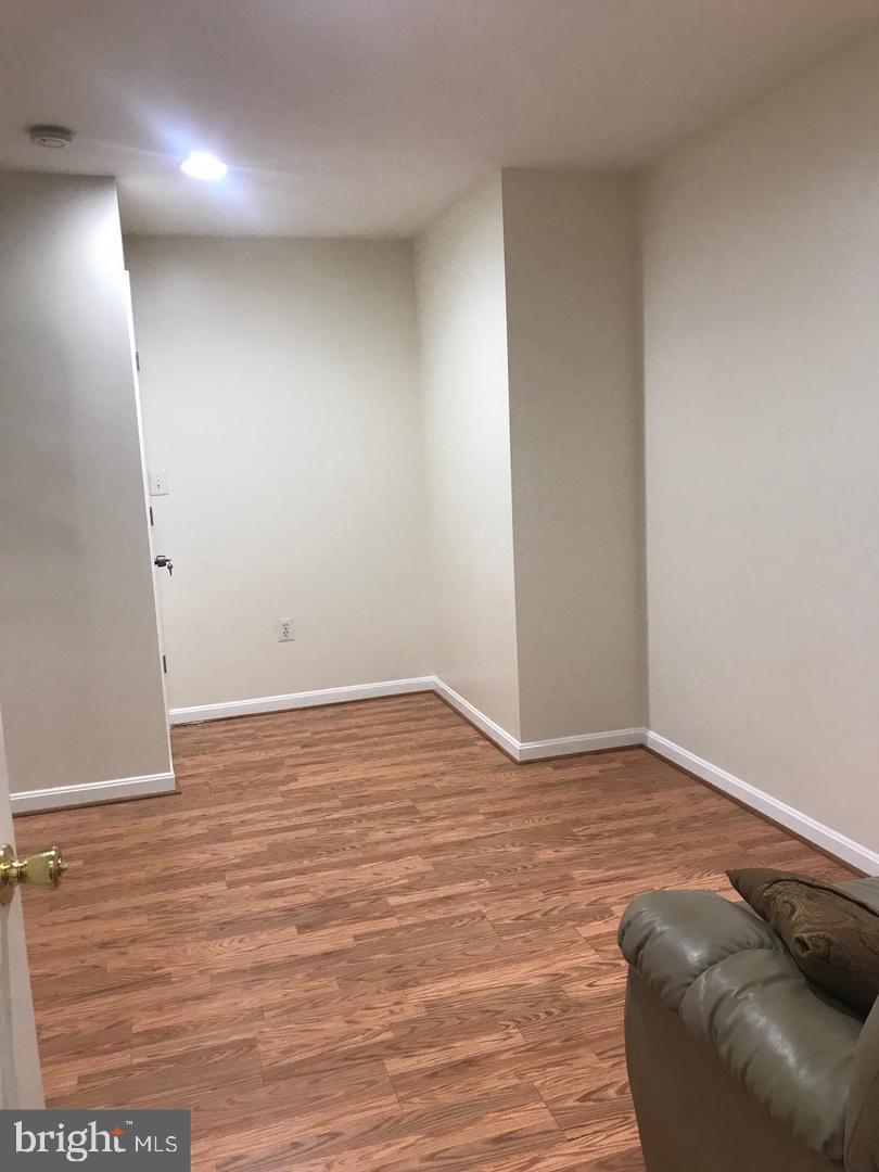 AUTUMN CHASE - Residential Lease