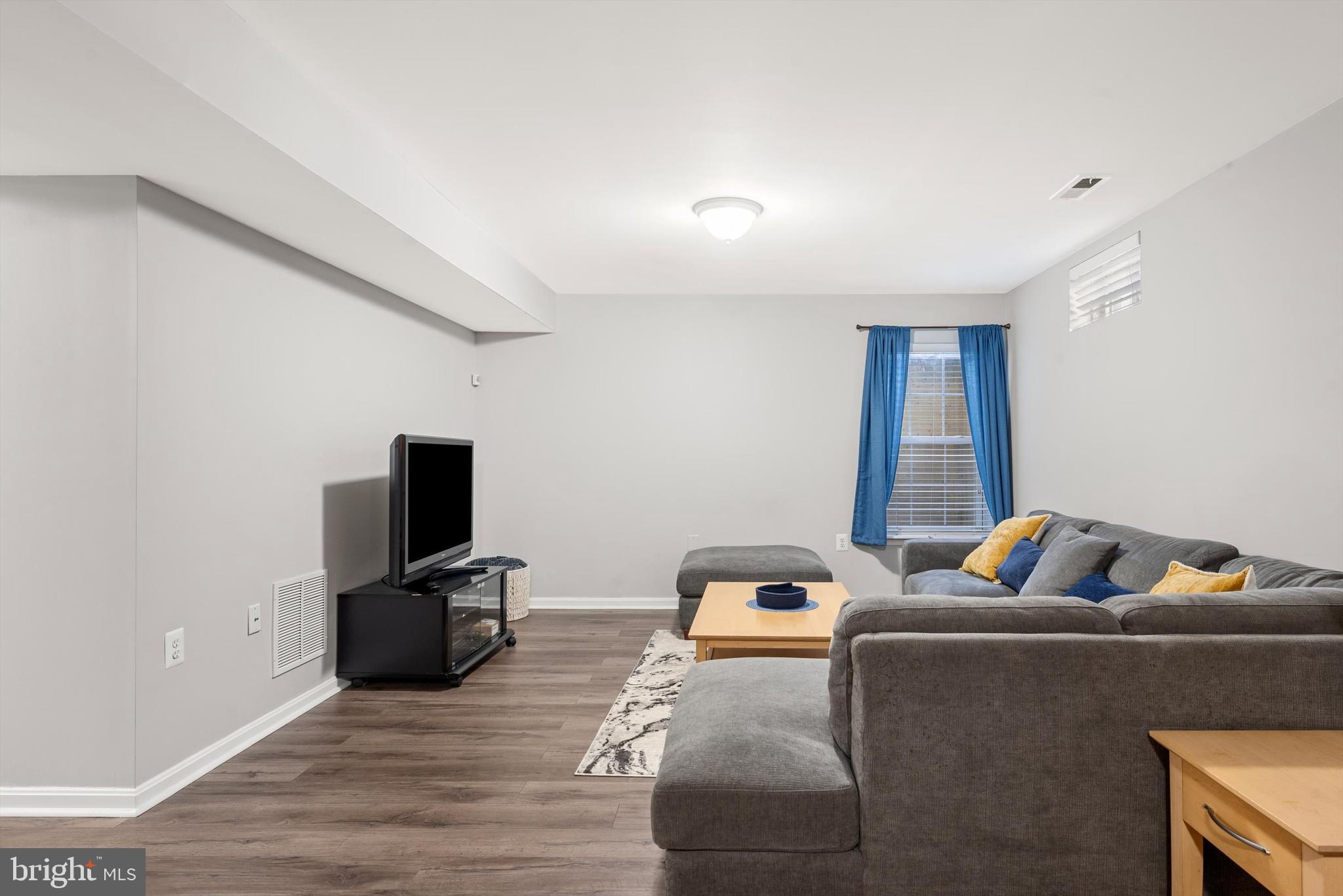 HUNTFIELD - Residential