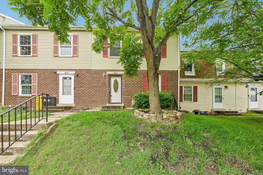 Welcome home to this charming 3-level interior townhome offering space, comfort, and convenience! Solar panels add energy efficiency and potential savings to this well-maintained home. The main level features a bright and spacious living room that flows into a separate dining area and kitchen, plus a convenient half bath for guests. Upstairs, you’ll find 3 generously sized bedrooms and a full bath. The lower level offers additional living space, a laundry room, and walkout access to the fully fenced backyard—perfect for relaxing, entertaining, or pets to play. A storage shed provides extra convenience. Don’t miss your chance to make this home yours—schedule your tour today!