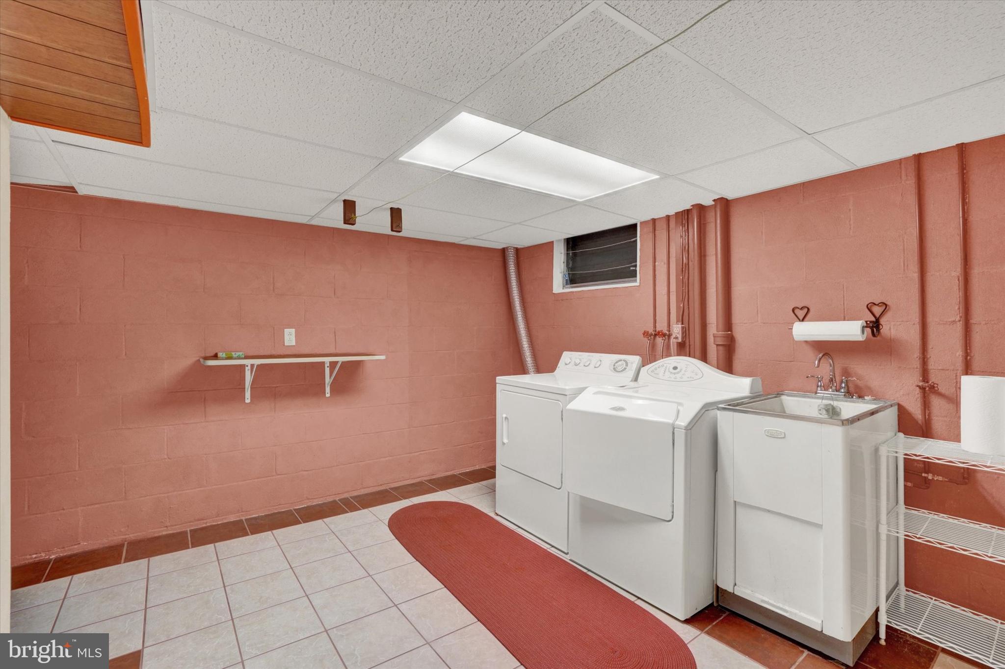 HAINES ACRES - Residential