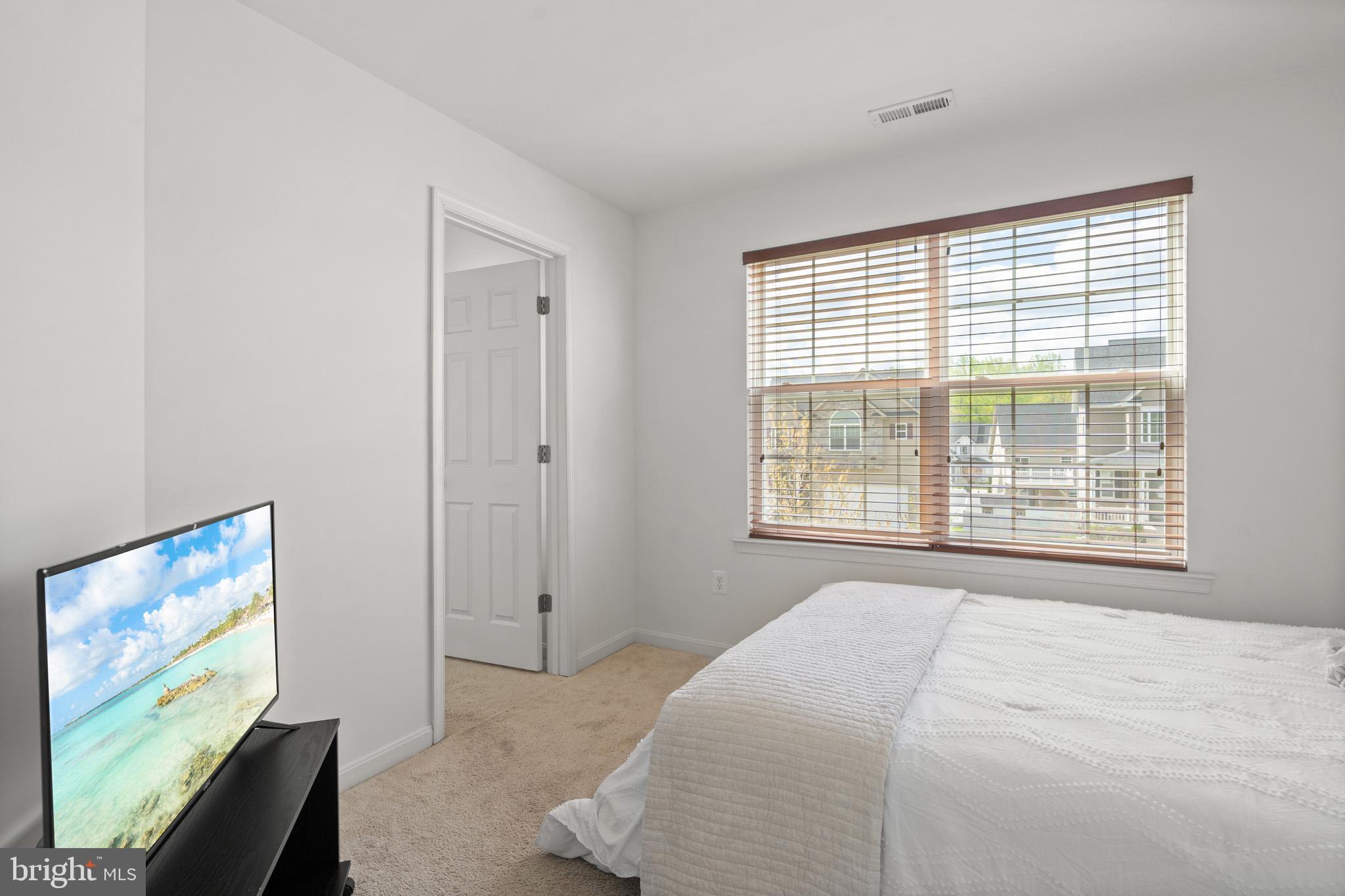 PRINCE FREDERICK CROSSING - Residential