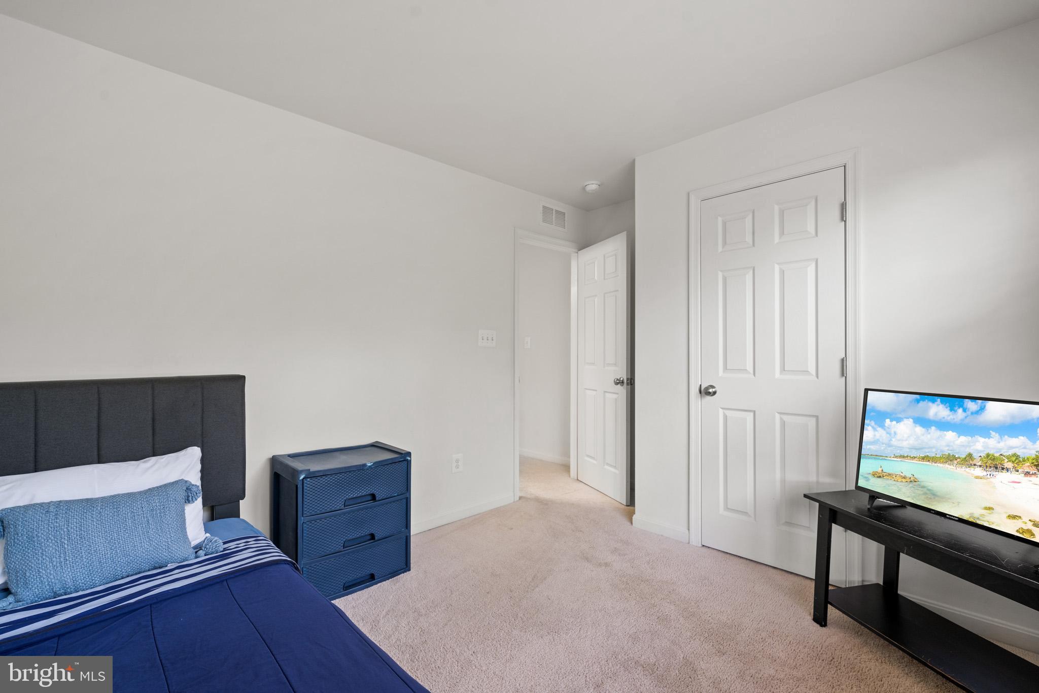 PRINCE FREDERICK CROSSING - Residential