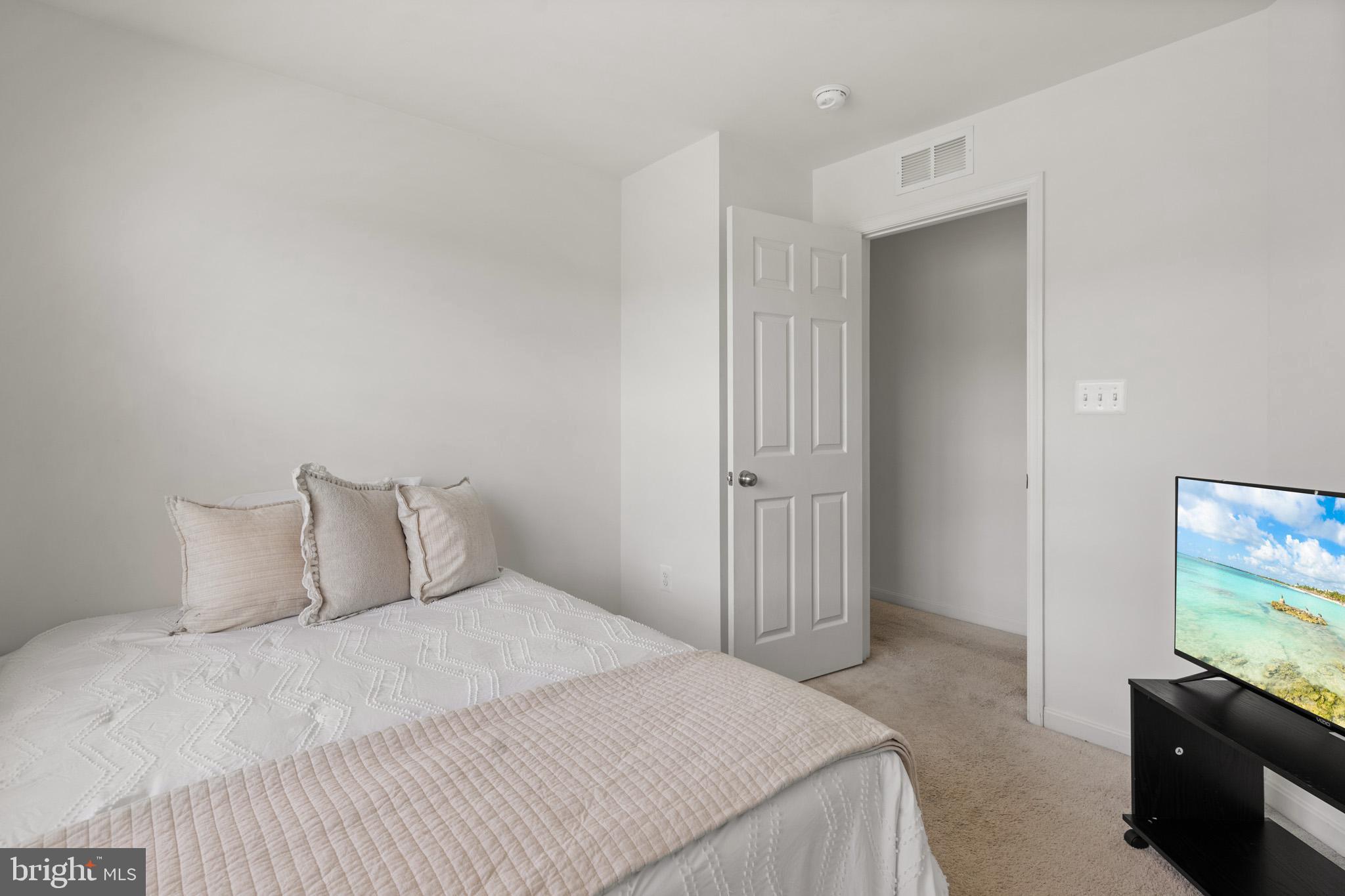 PRINCE FREDERICK CROSSING - Residential