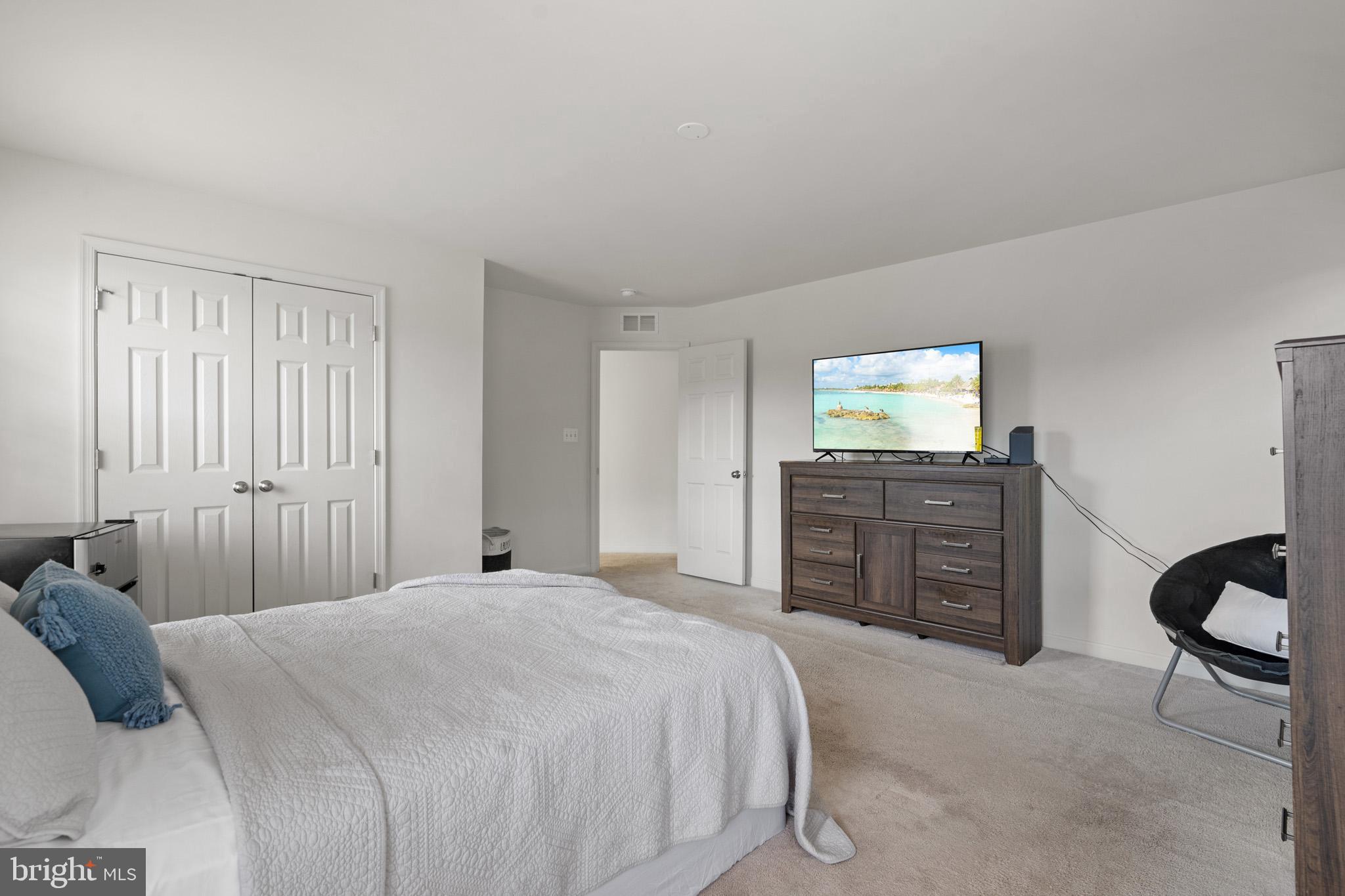 PRINCE FREDERICK CROSSING - Residential