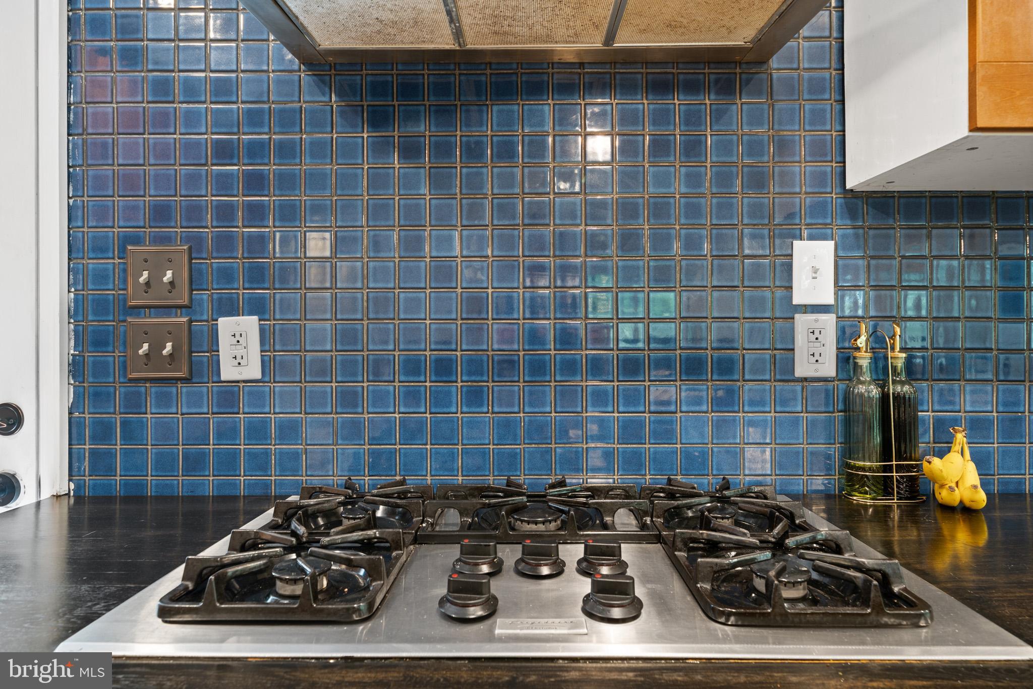 WHITE SANDS - Residential