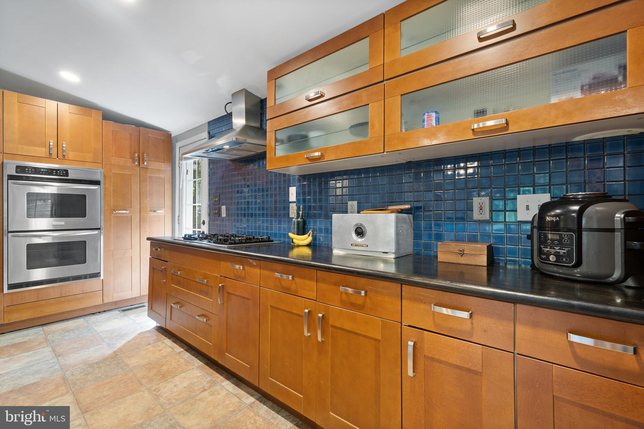 WHITE SANDS - Residential