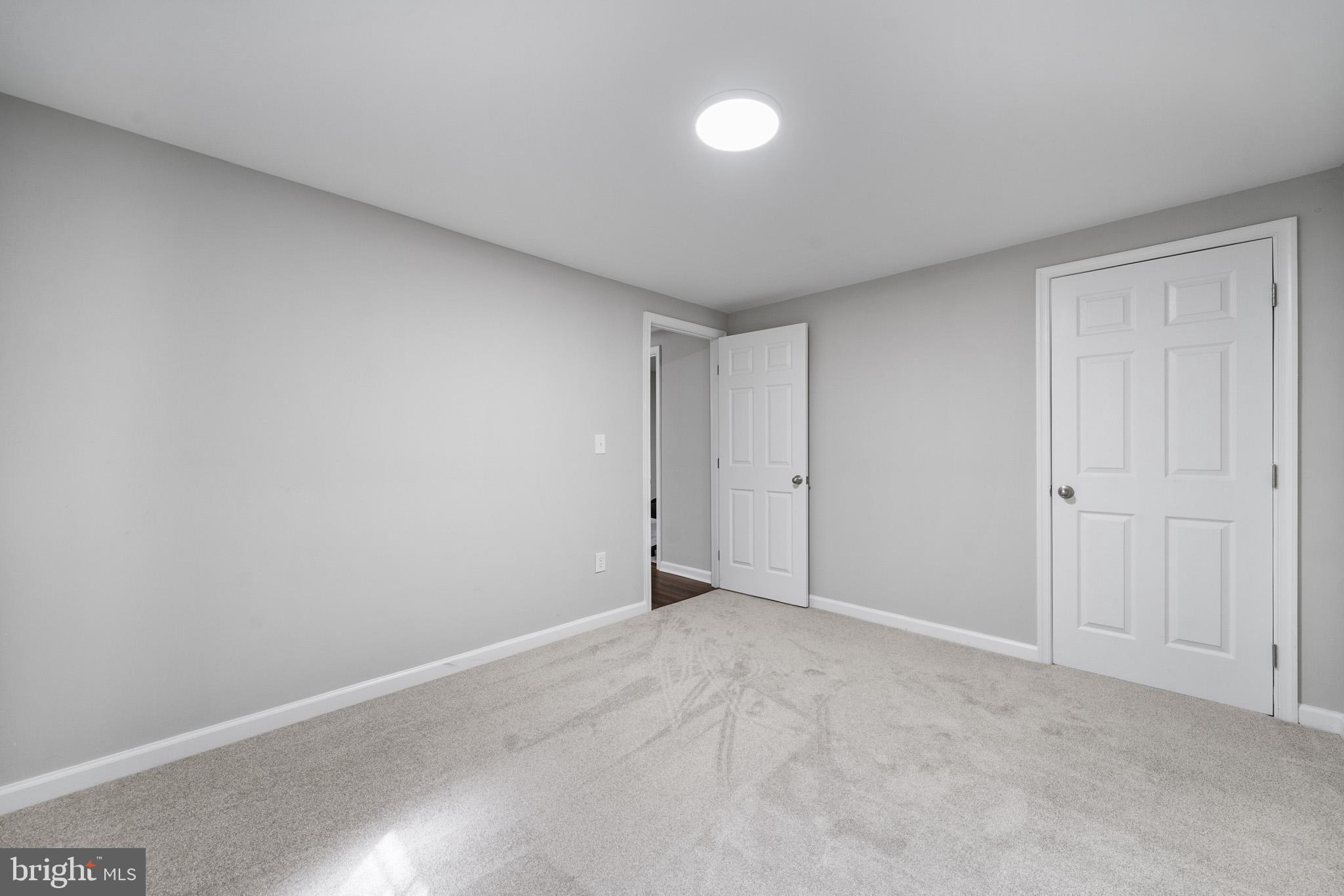 WHITE SANDS - Residential