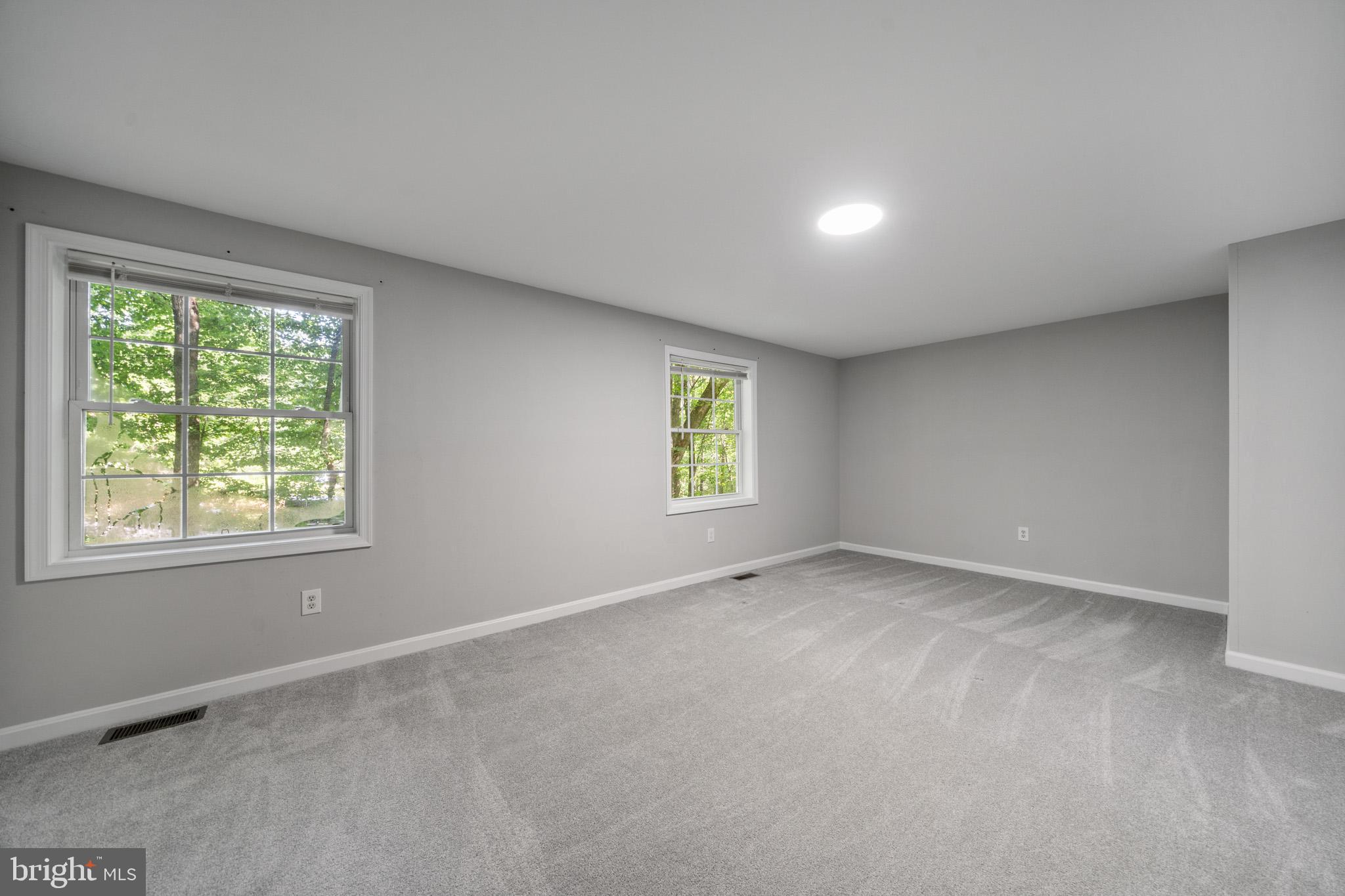 WHITE SANDS - Residential