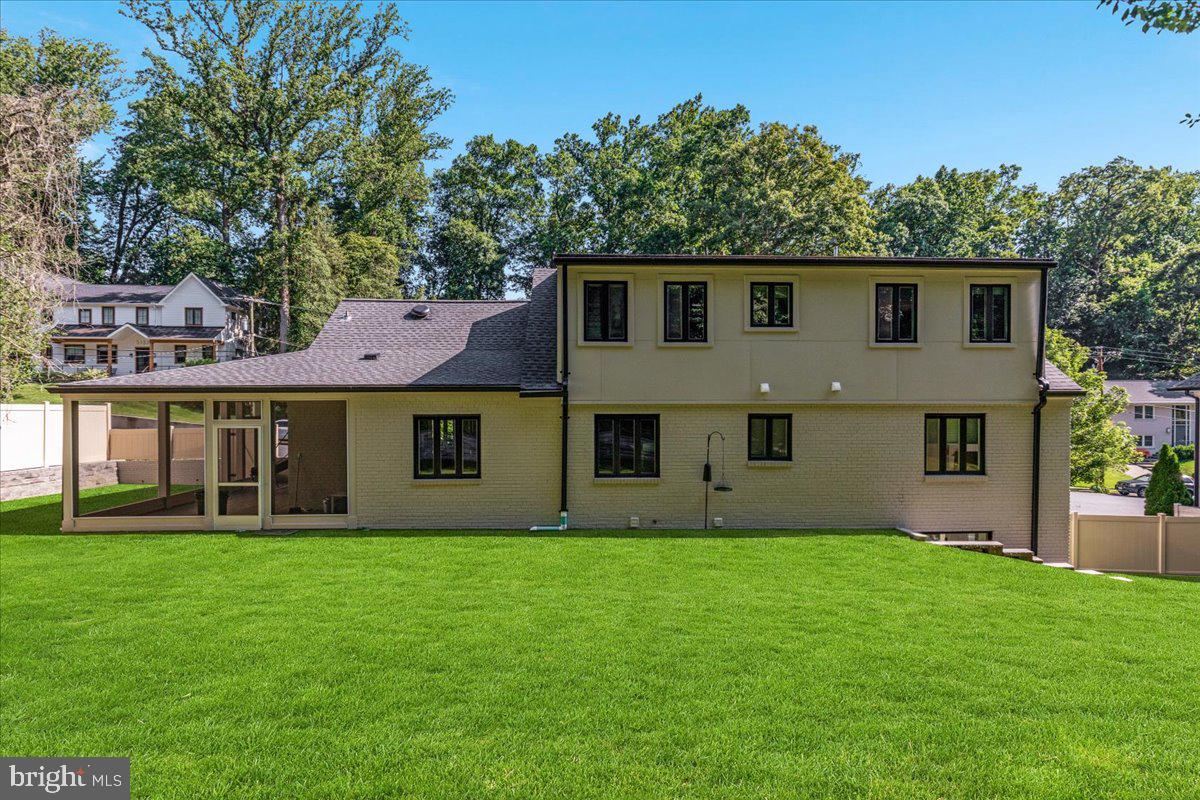 5124 37TH STREET N