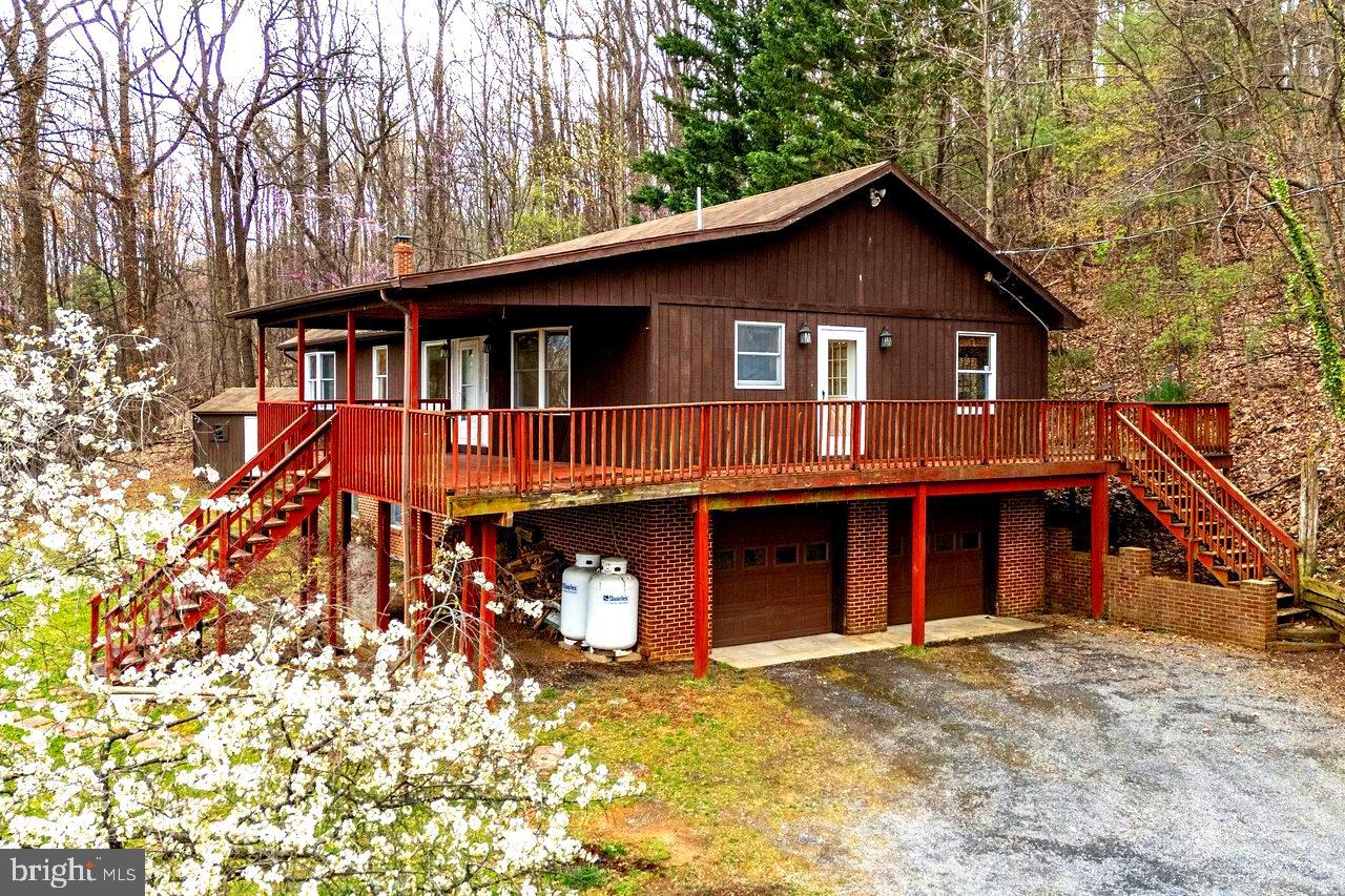 287 BLACKTHORNE ROAD