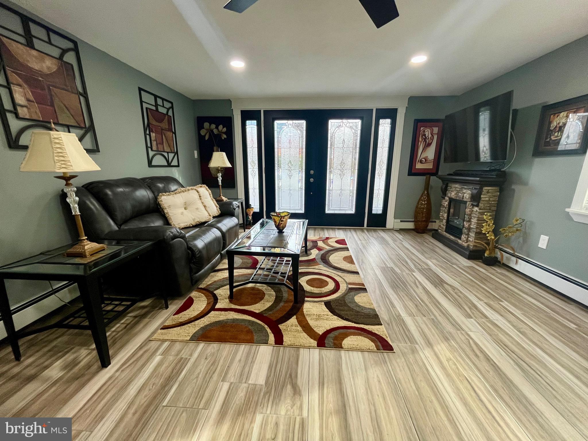 FOXCROFT - Residential