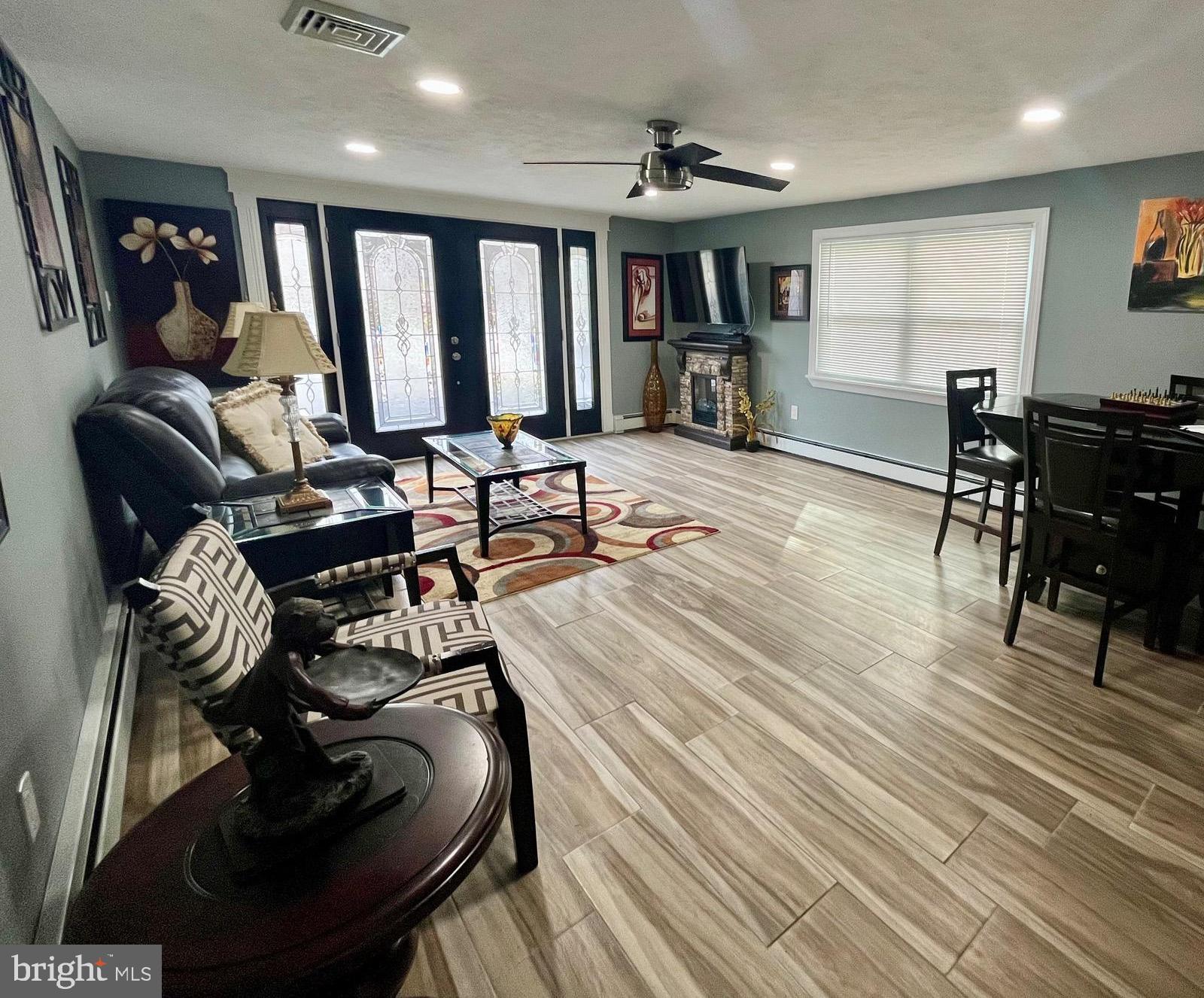 FOXCROFT - Residential