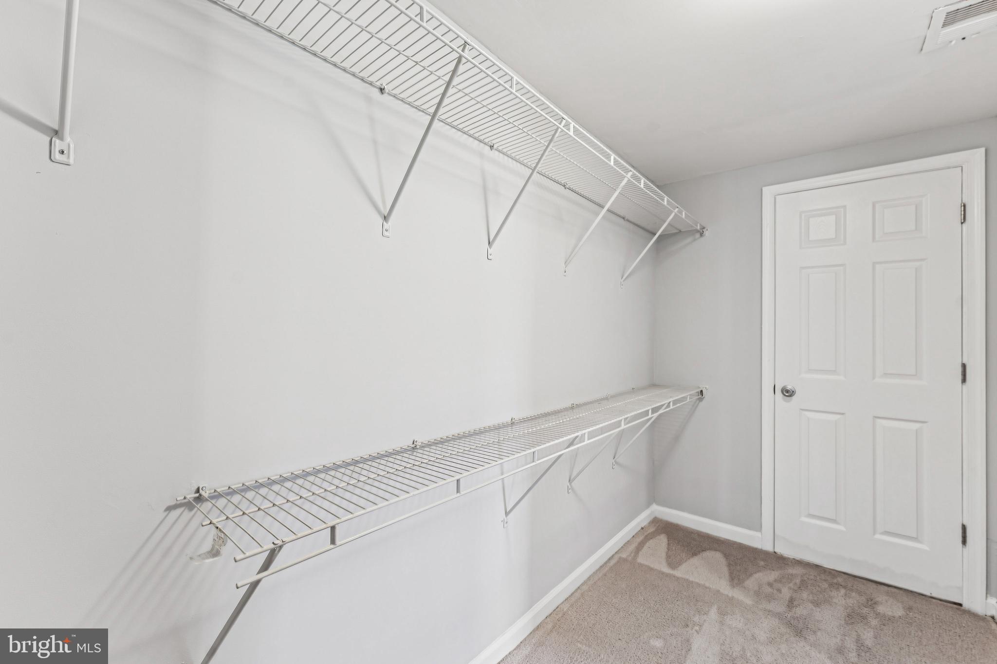 POPLAR RUN - Residential