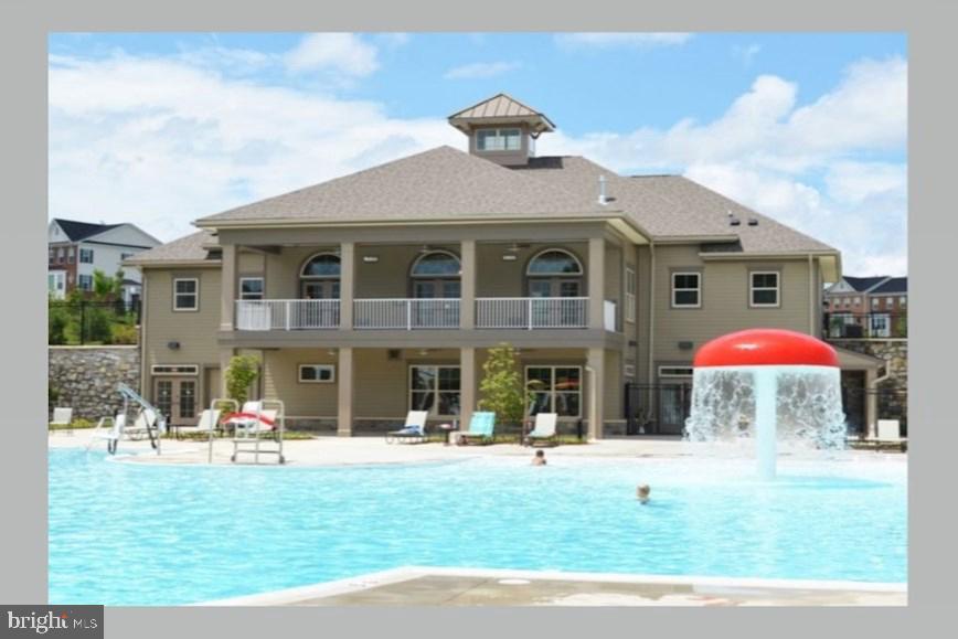 POPLAR RUN - Residential