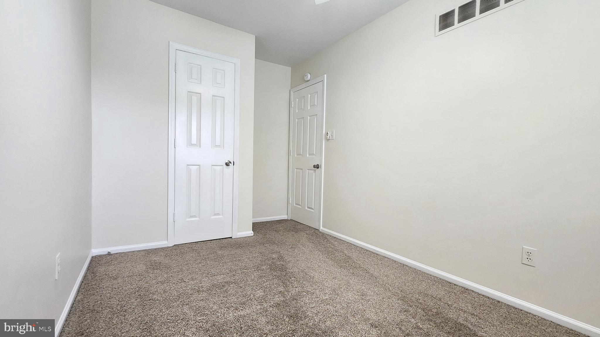 THE HAMLET - Residential Lease